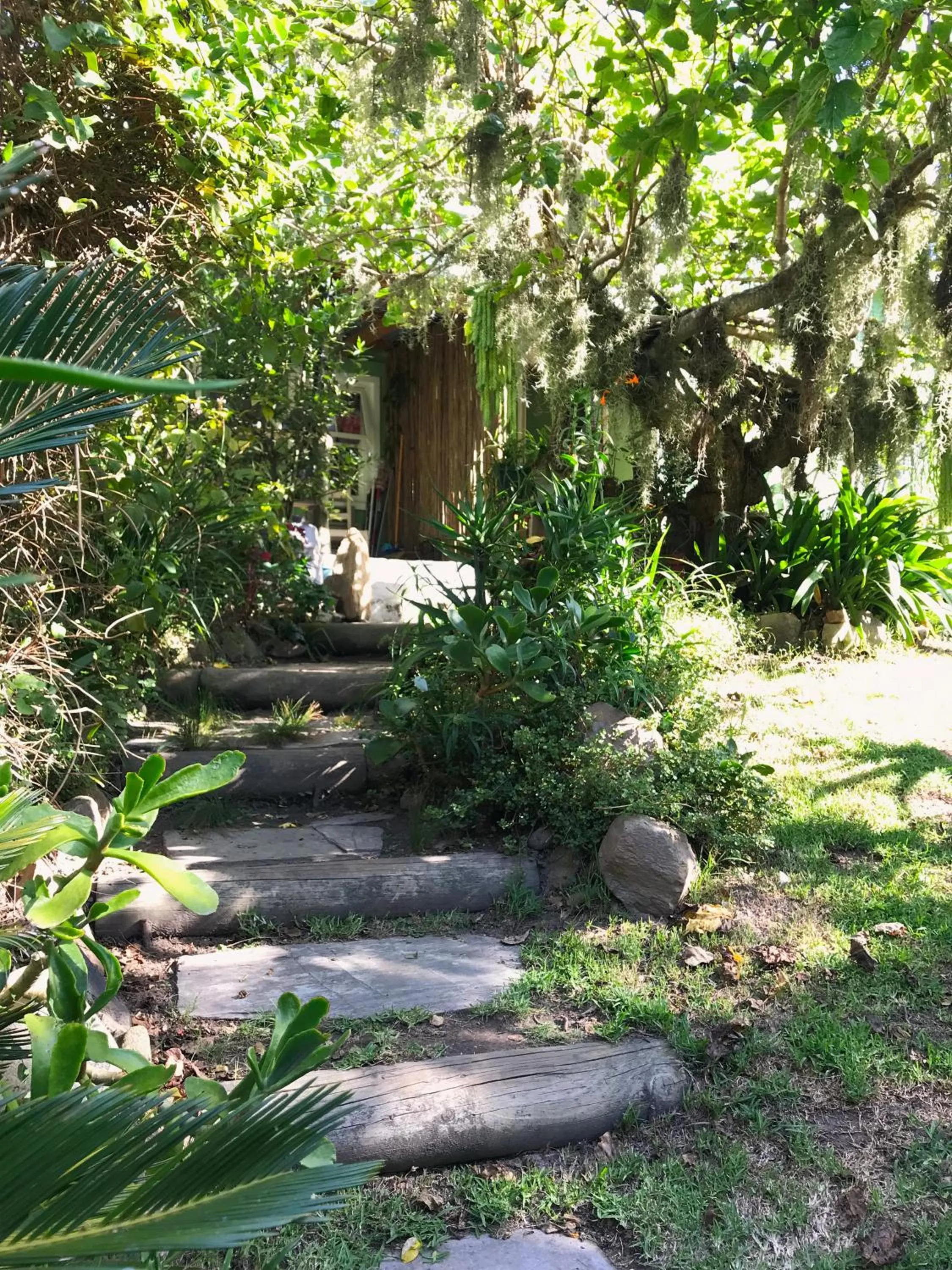 Facade/entrance in Loeriewood Garden Apartment, Hunters Home