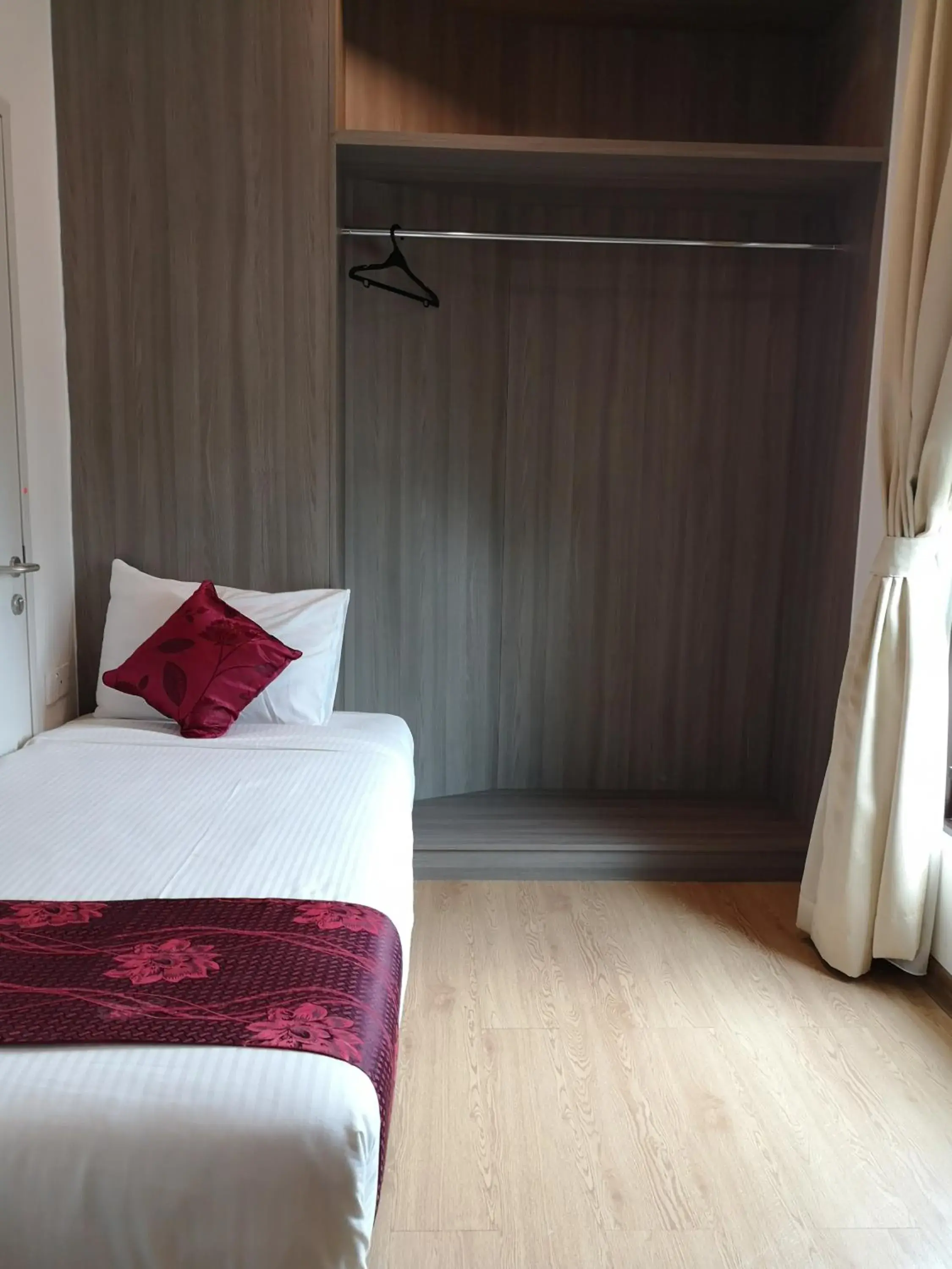 Bedroom, Bed in Signature International Hotel China Town Bedroom, Bed in Signature International Hotel China Town