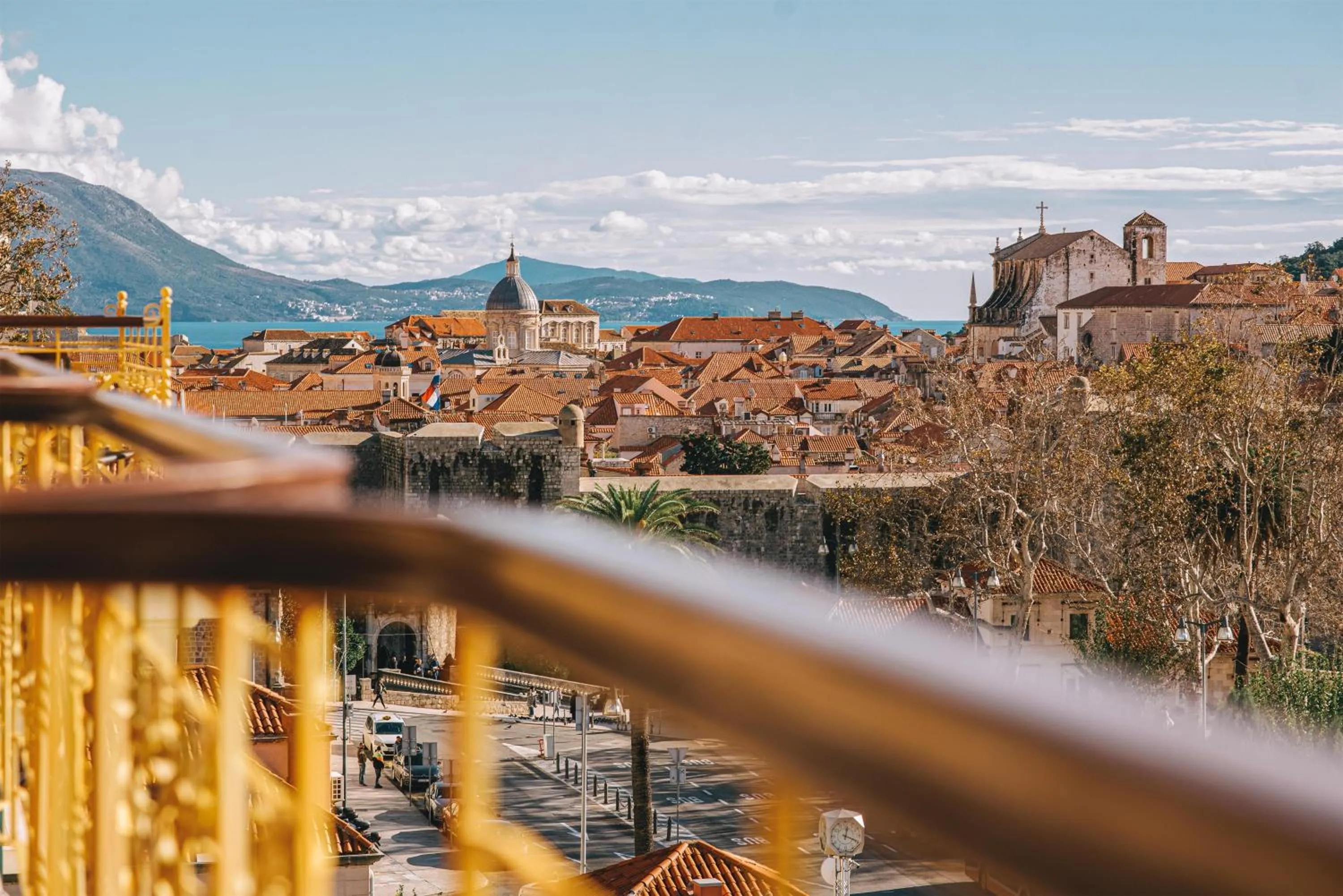 Lounge or bar in Hilton Imperial Dubrovnik