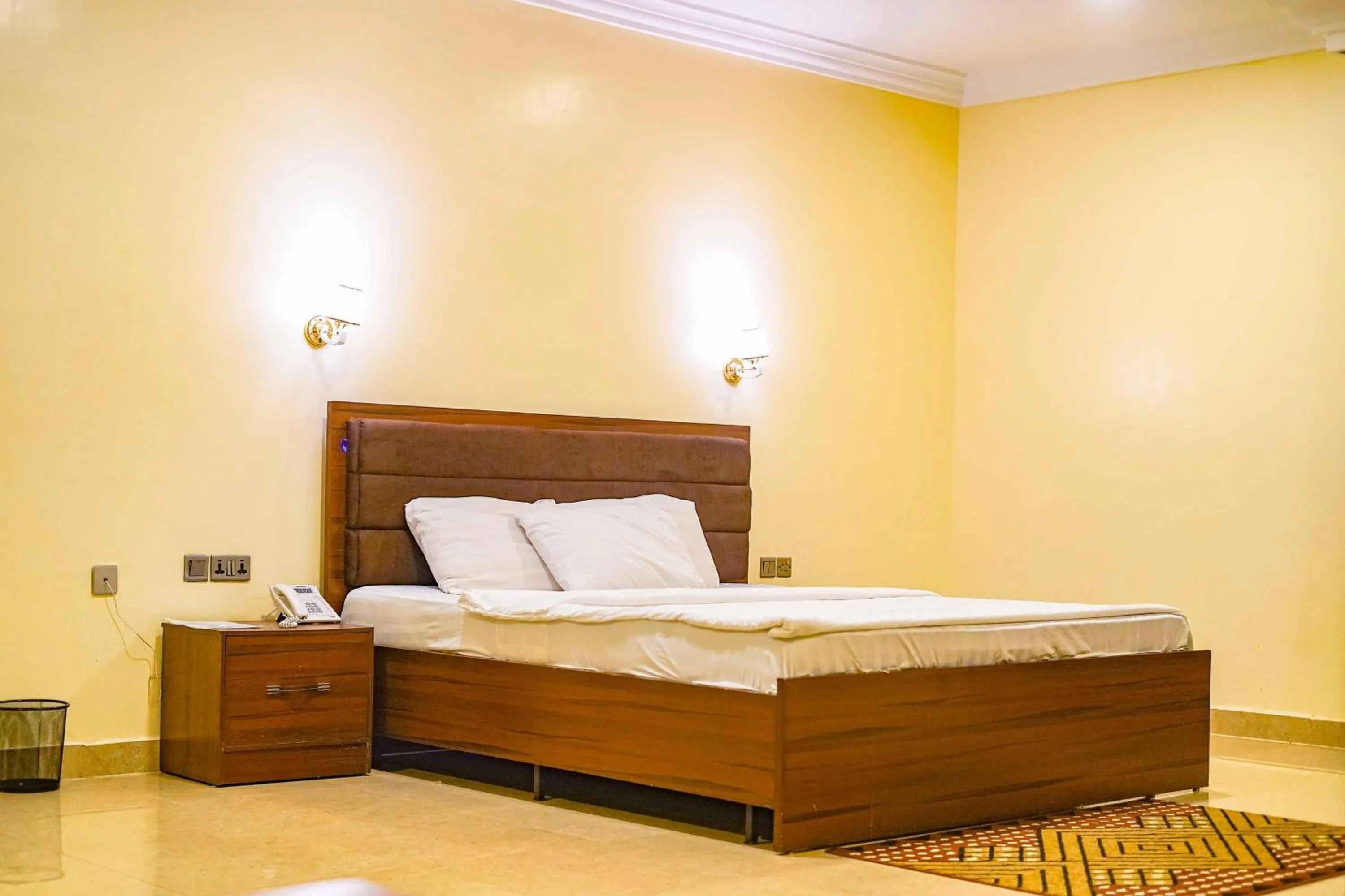 Bed in Tahir Guest Palace