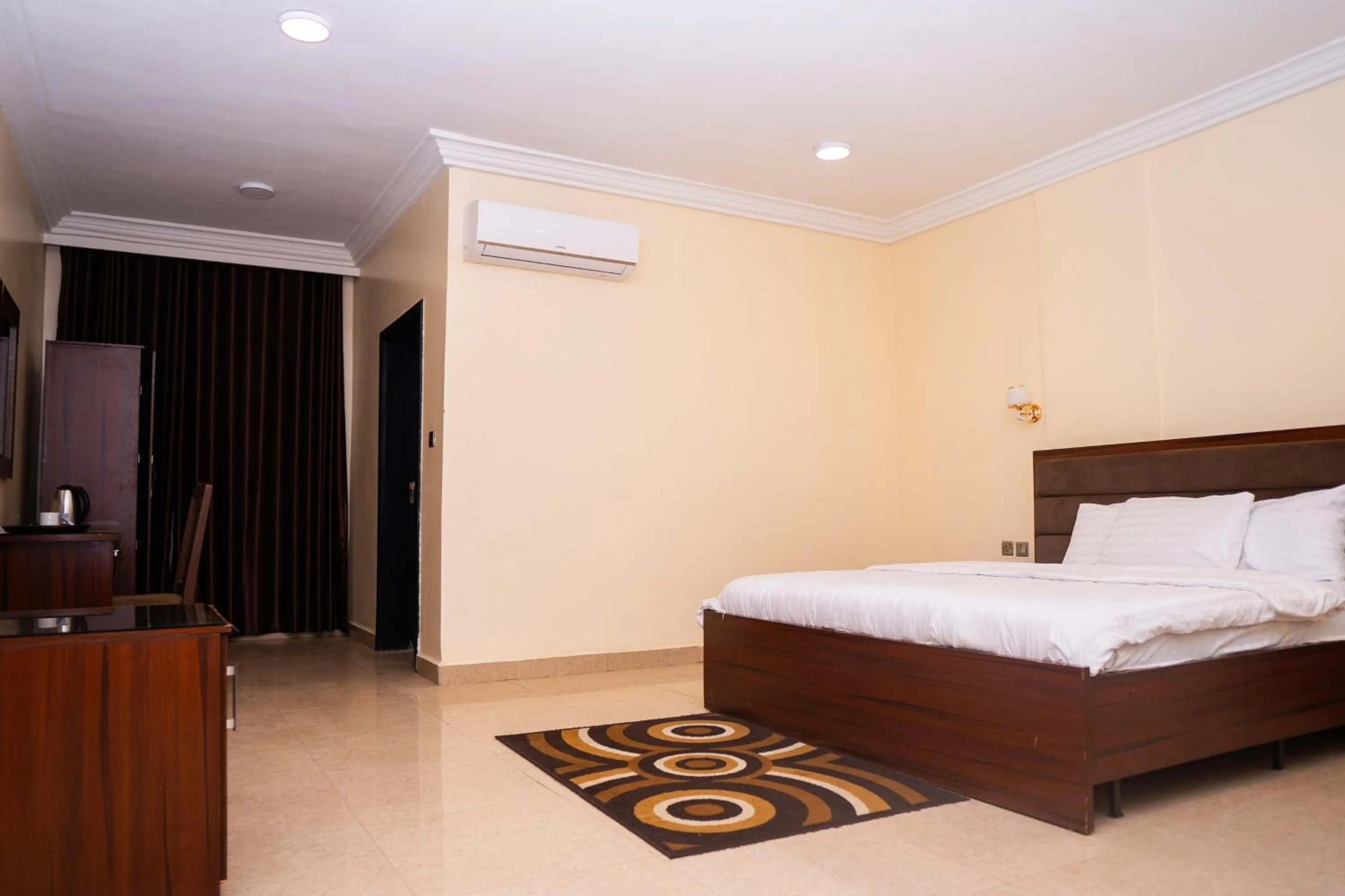 Bed in Tahir Guest Palace