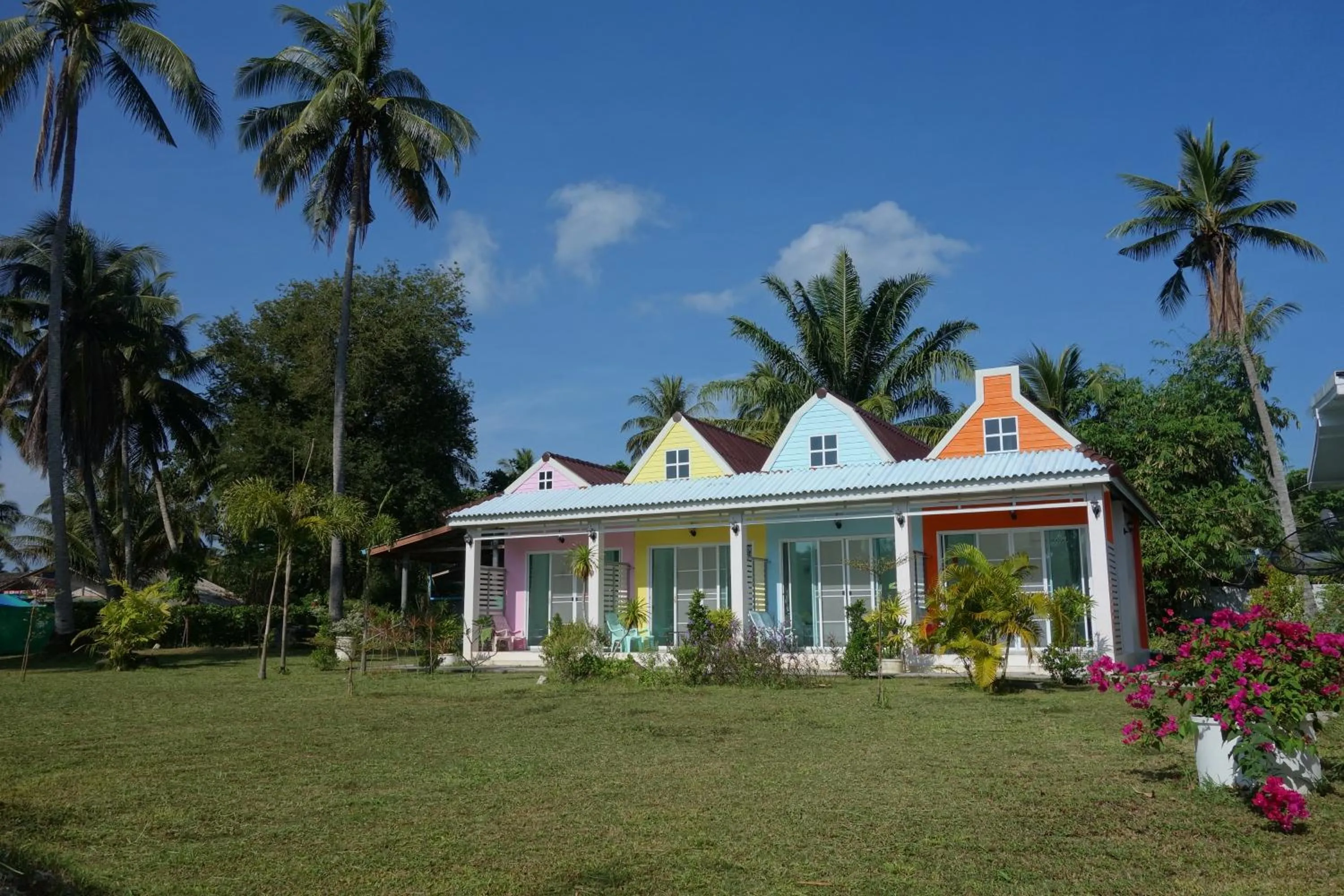 Property building in Mook Ing Lay