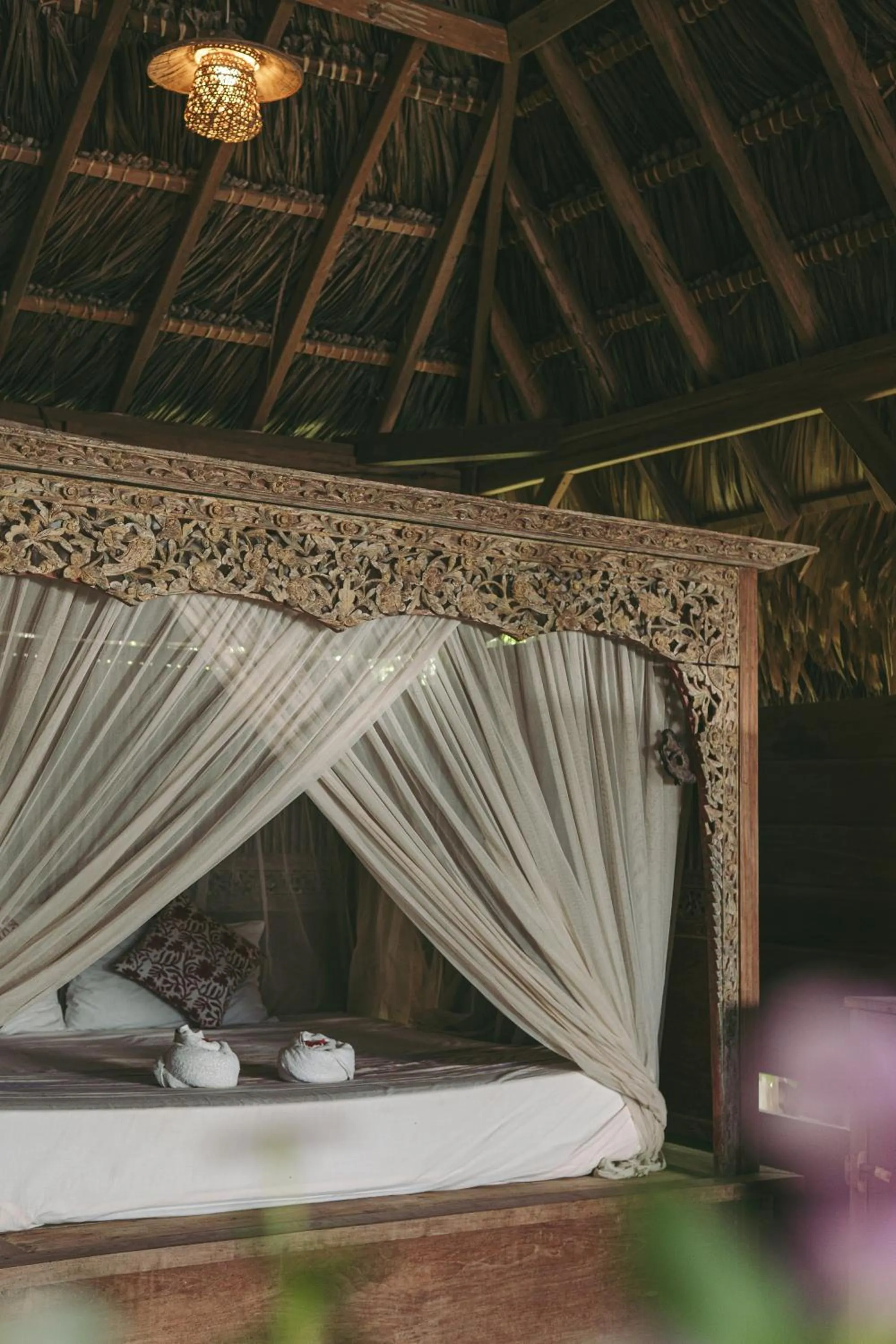 Bed in Utopia Rote Lodge