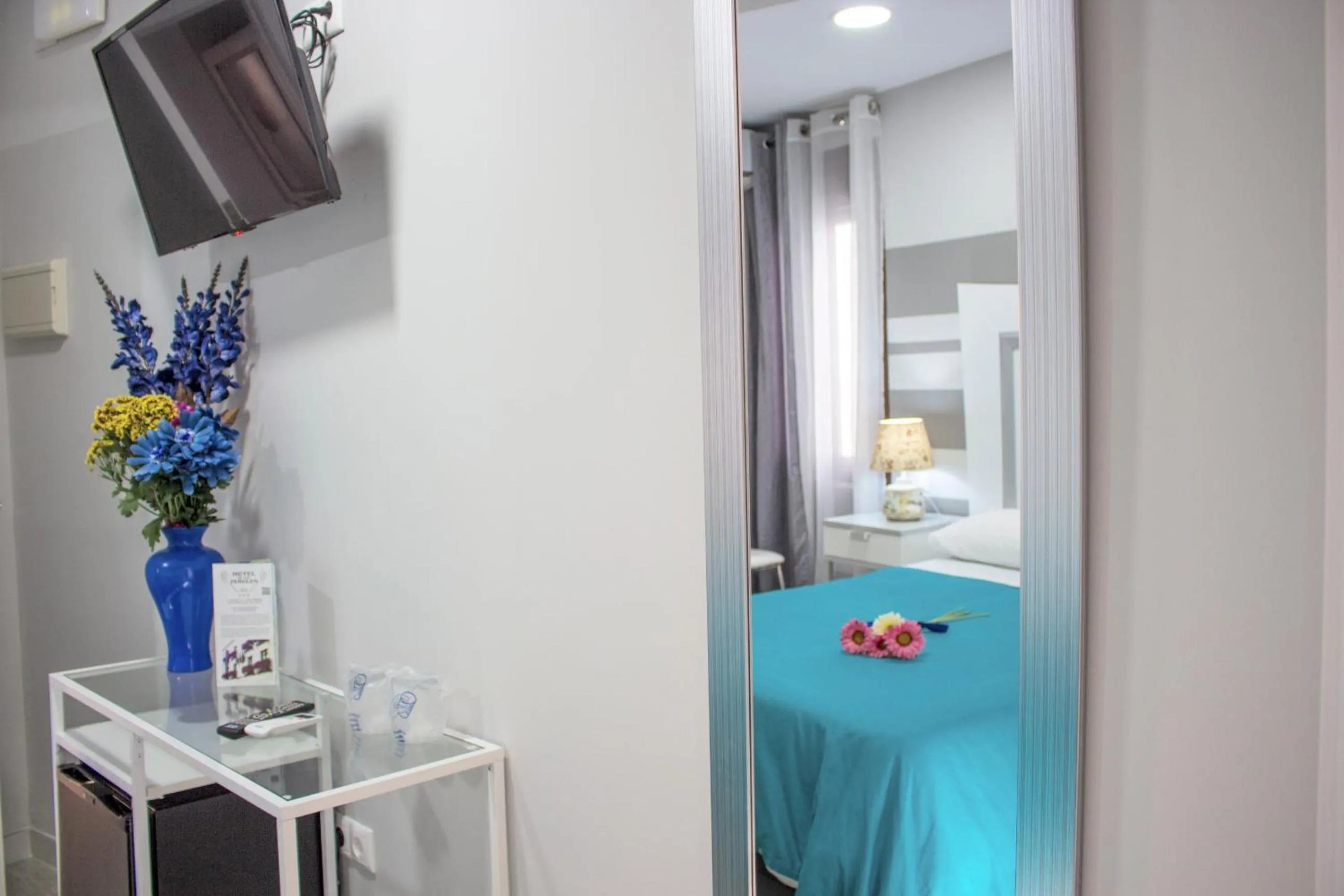 Single Room - single occupancy in San Pablo Rooms