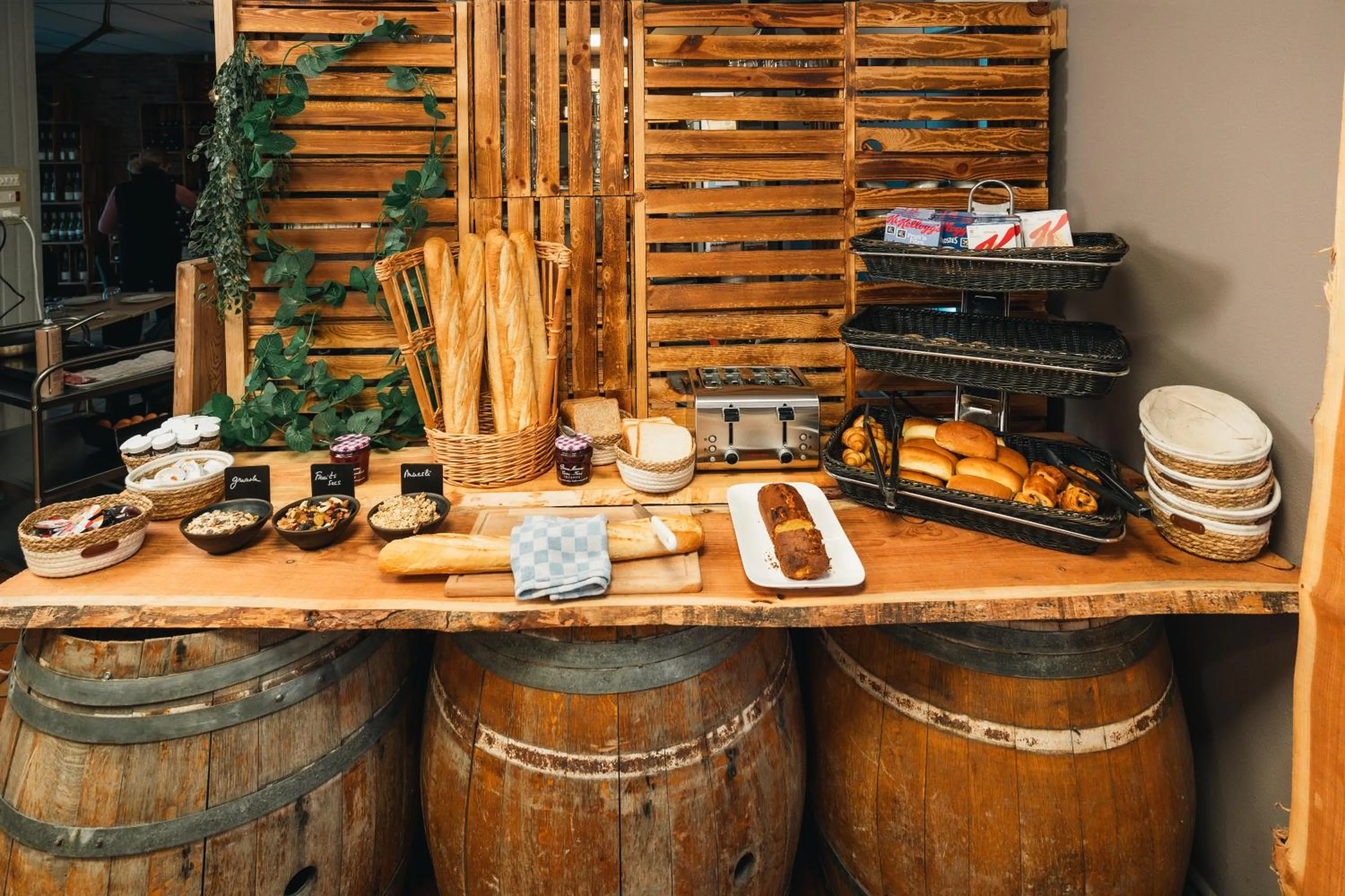 Breakfast in Hotel Aquatel