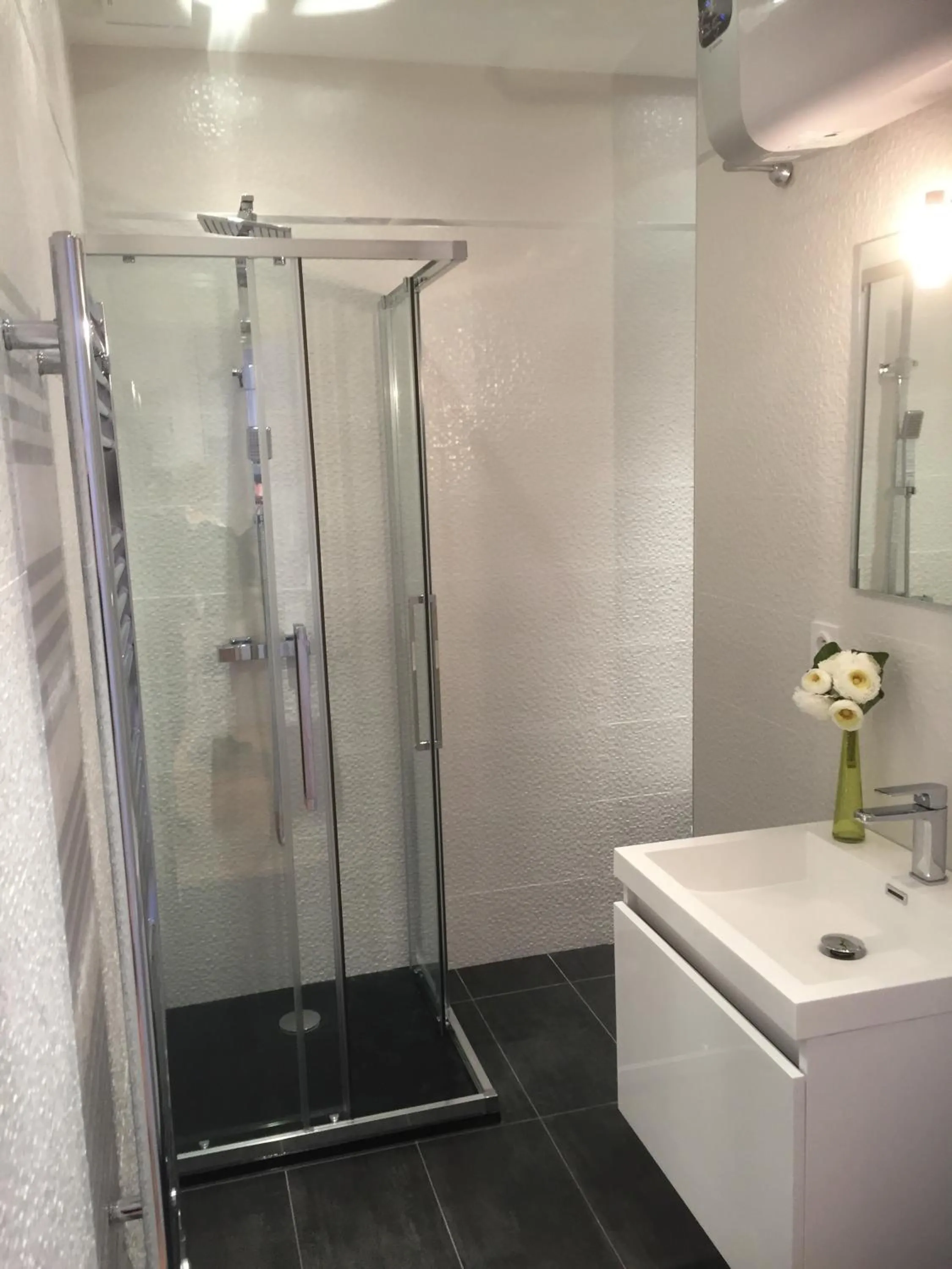 Bathroom in Nice Beach - Promenade Des Anglais