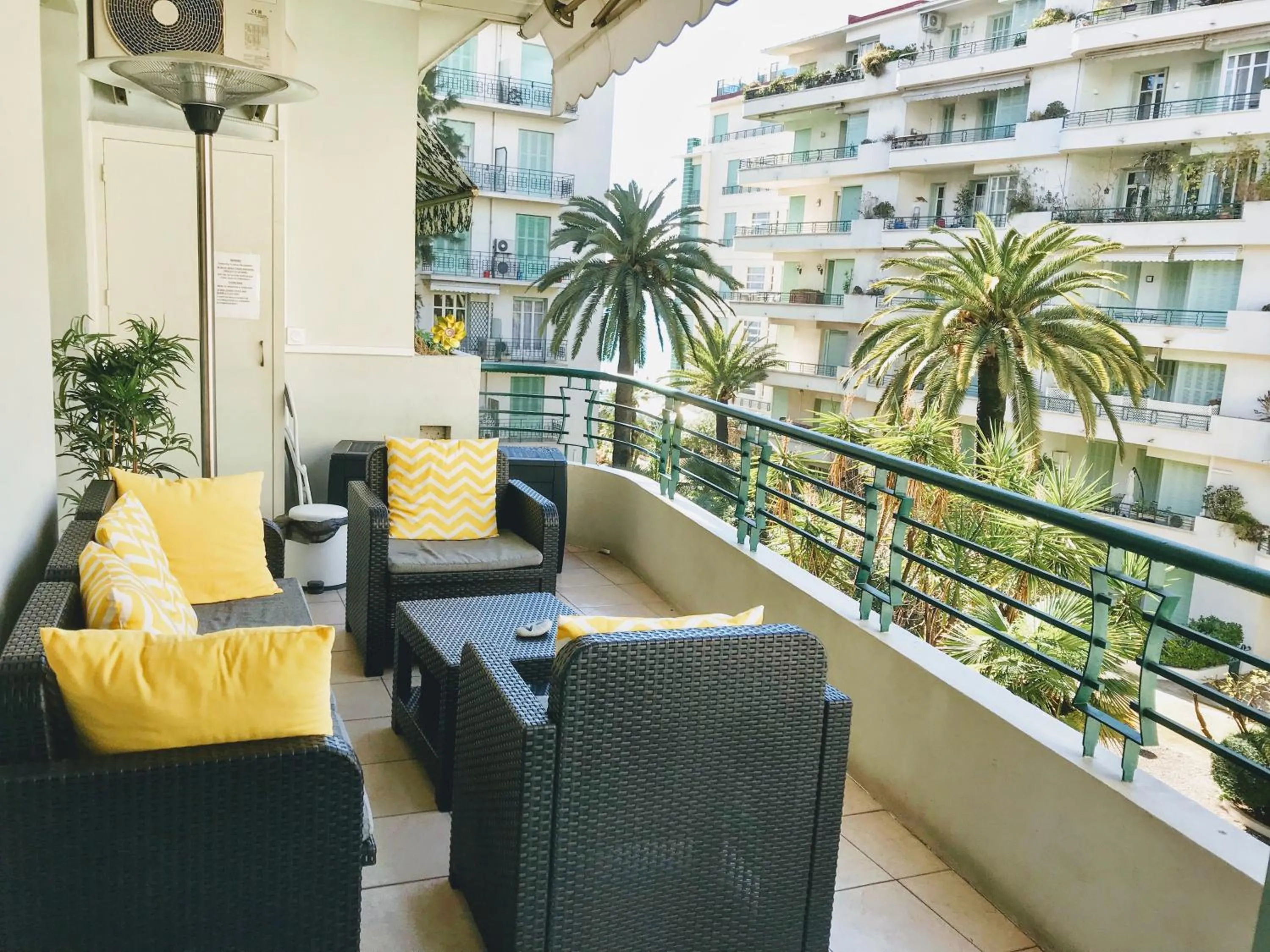Patio in Nice Beach - Promenade Des Anglais