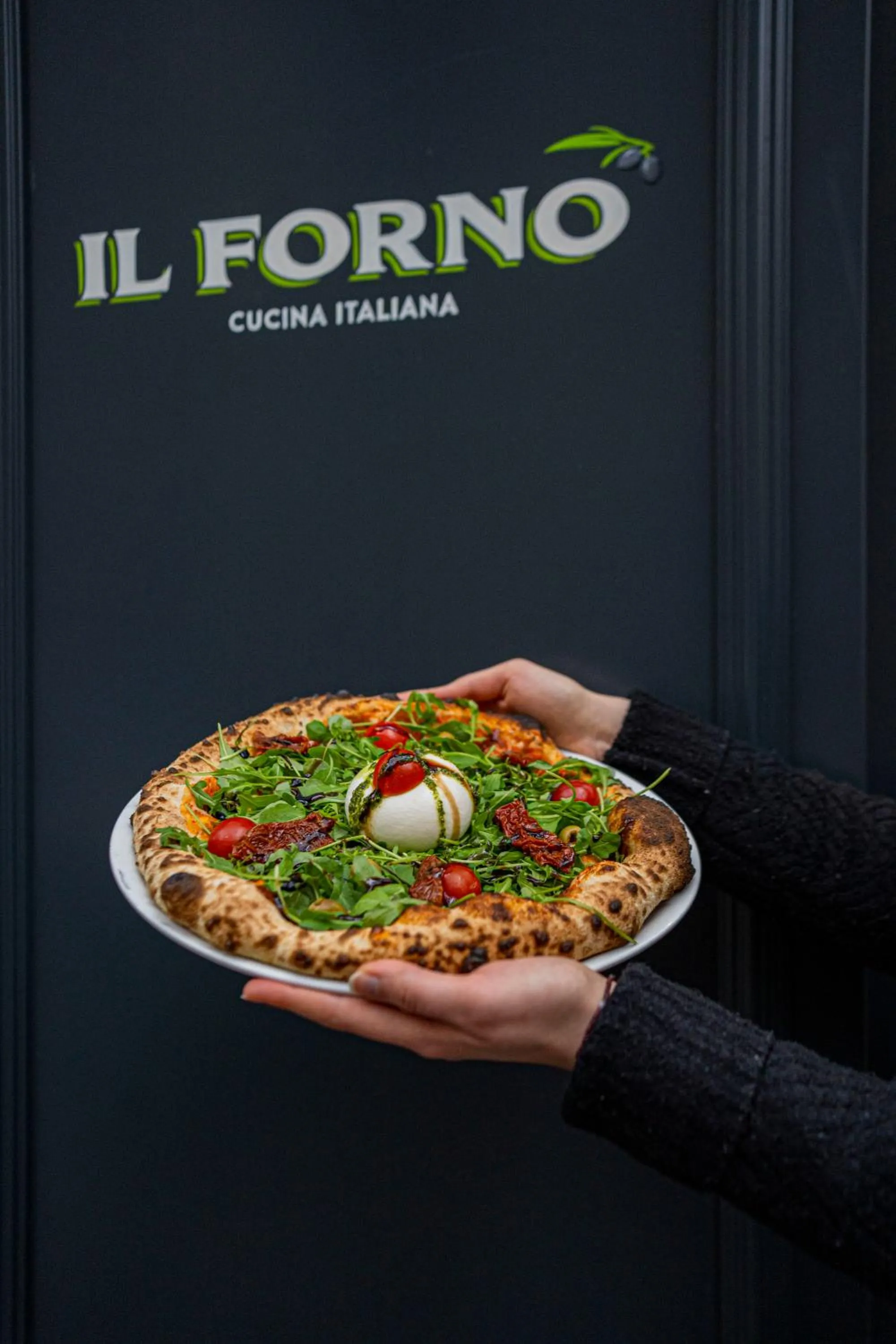 Restaurant/places to eat in Casa Serena Paris Hôtel