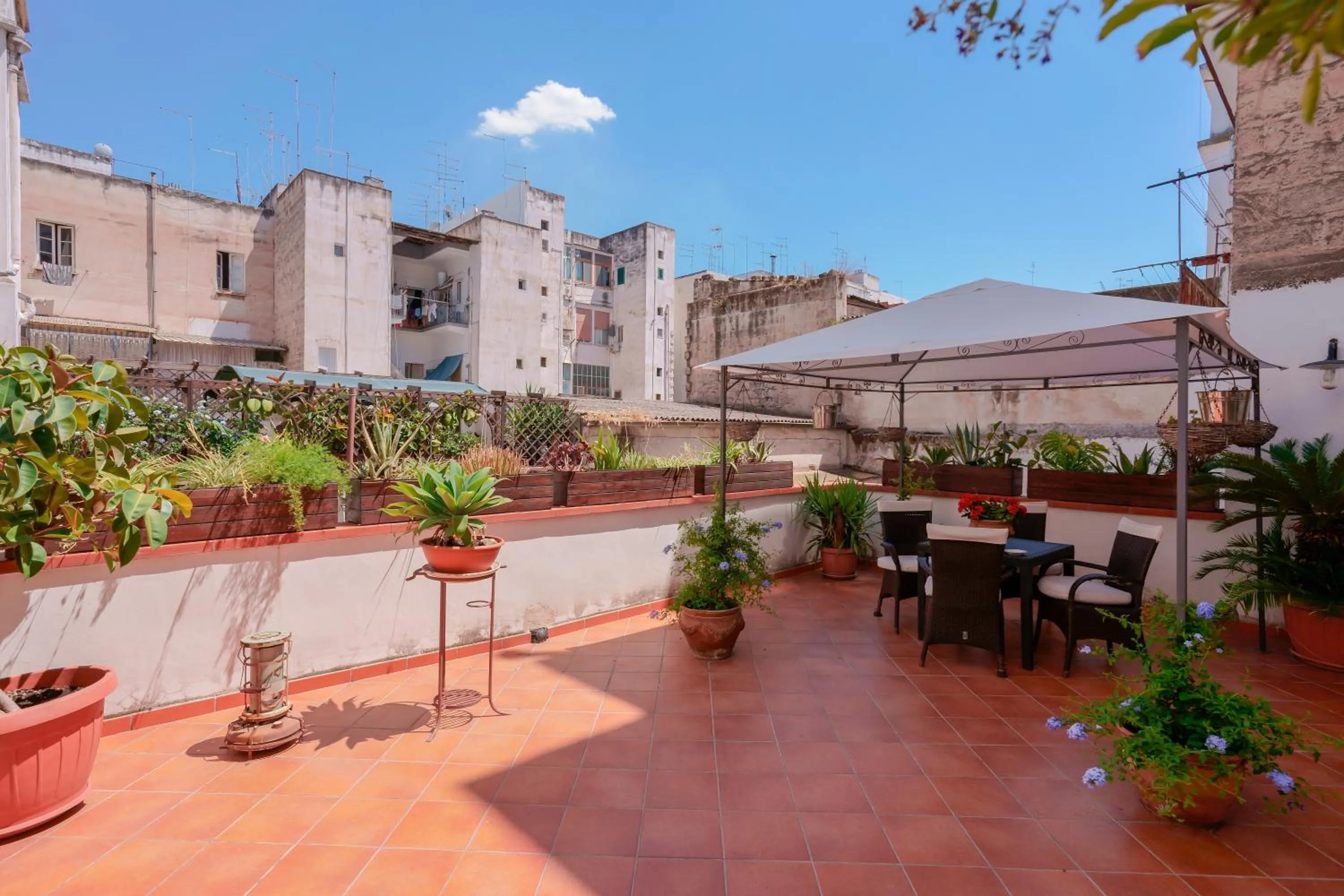 Patio in B&B Il Melograno Taranto