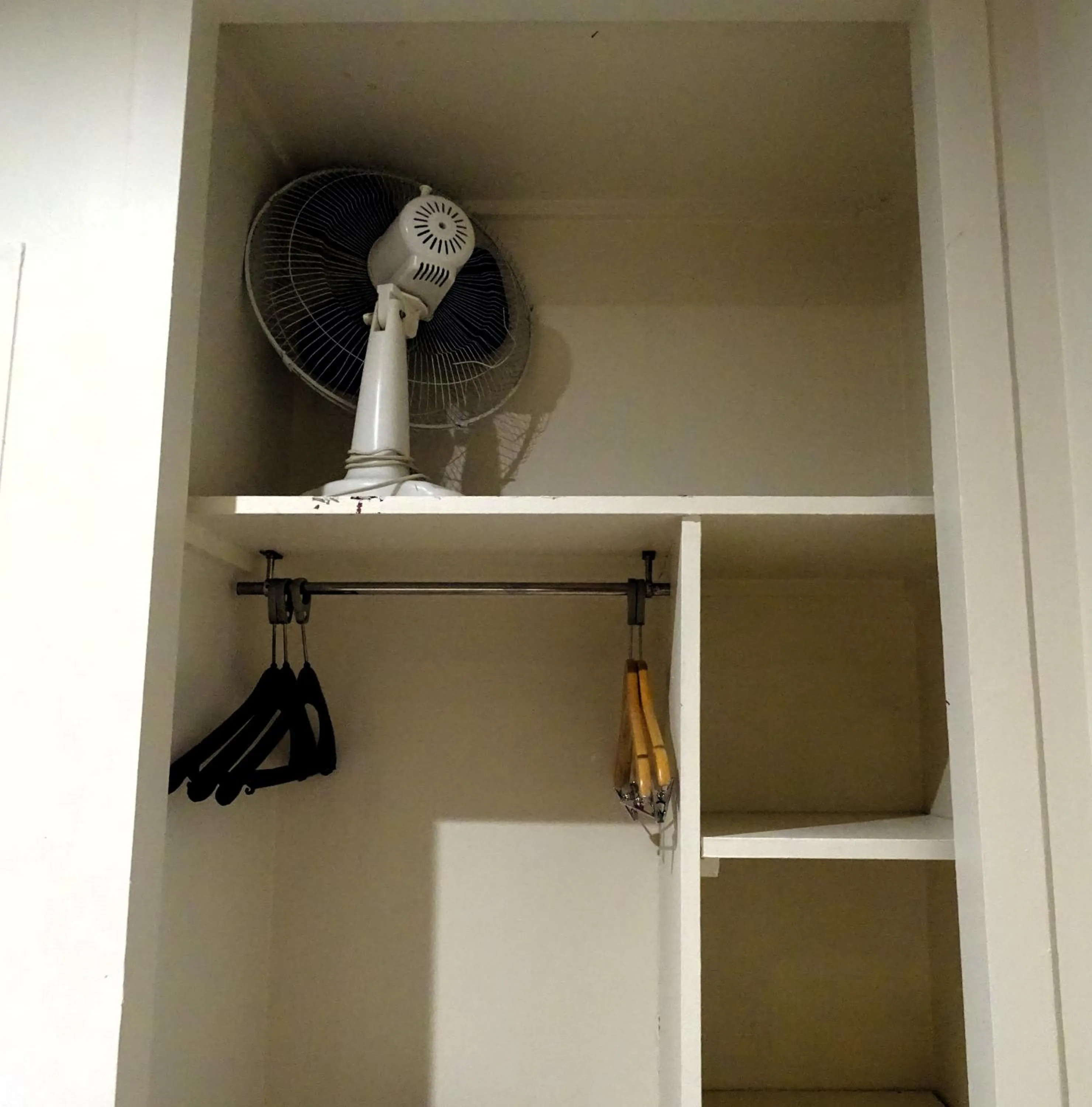 Bedroom in Hipotel Belgrand Edith Piaf