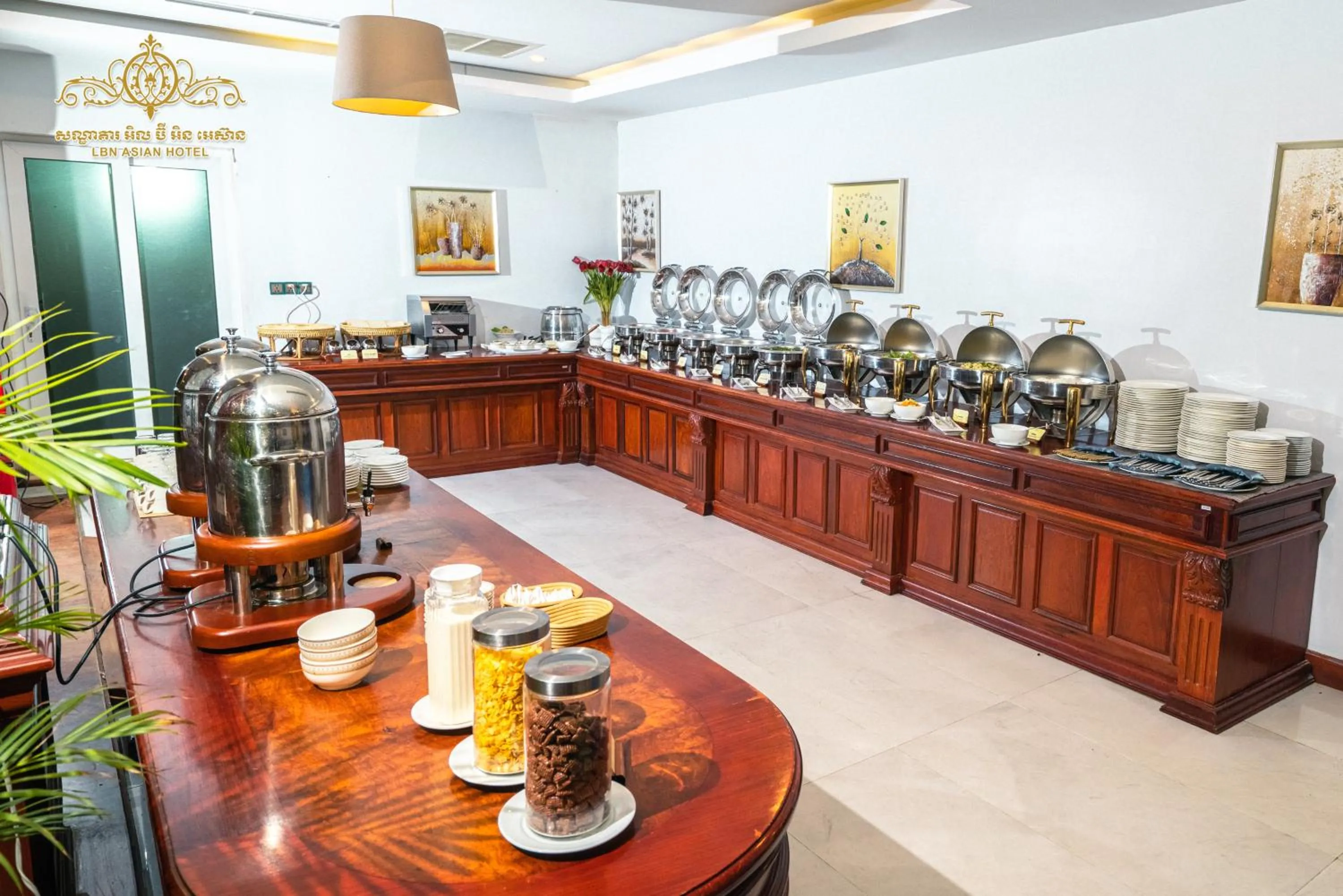 Buffet breakfast in Lbn Asian Hotel