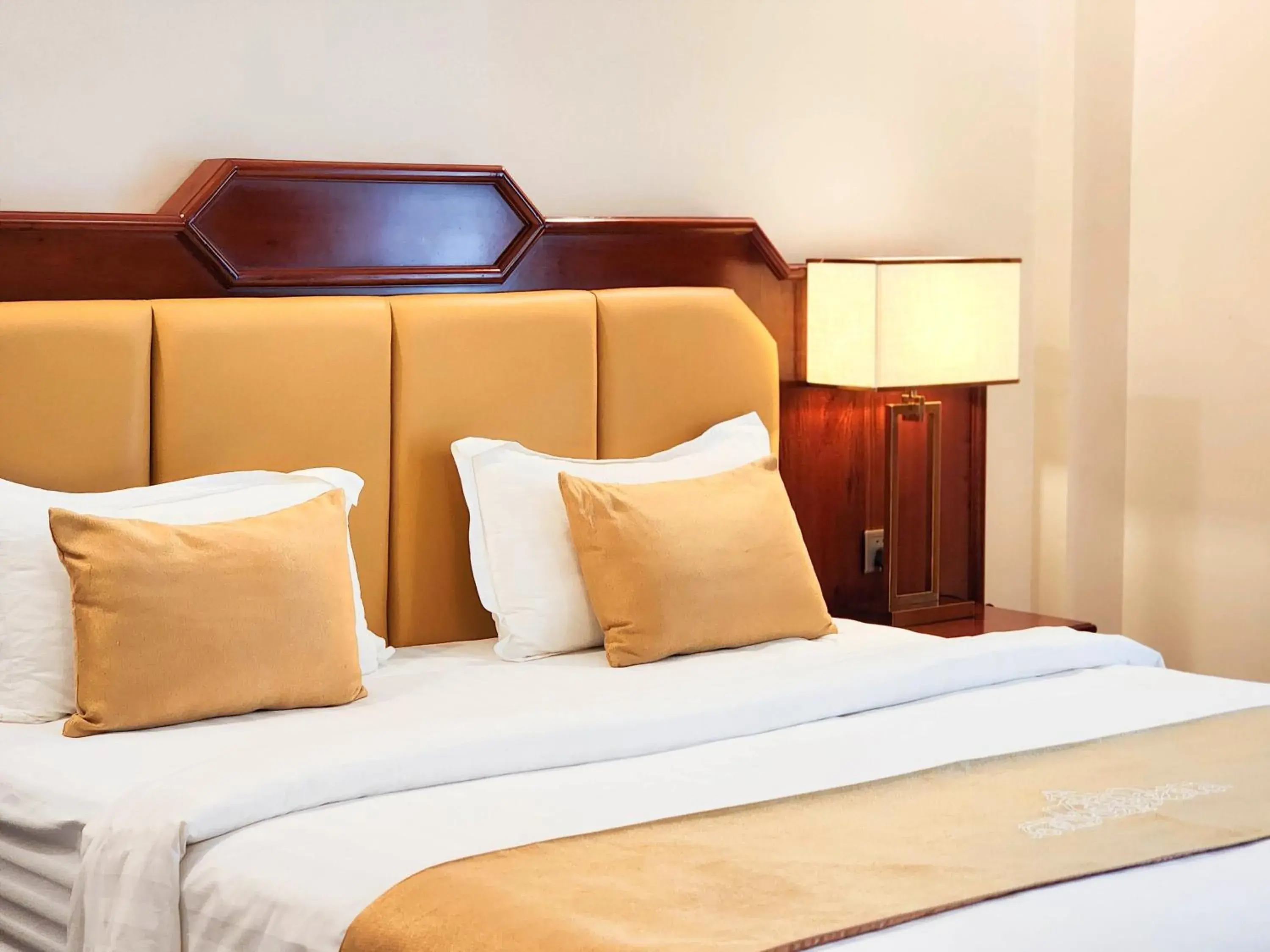 Bed in Lbn Asian Hotel Bed in Lbn Asian Hotel