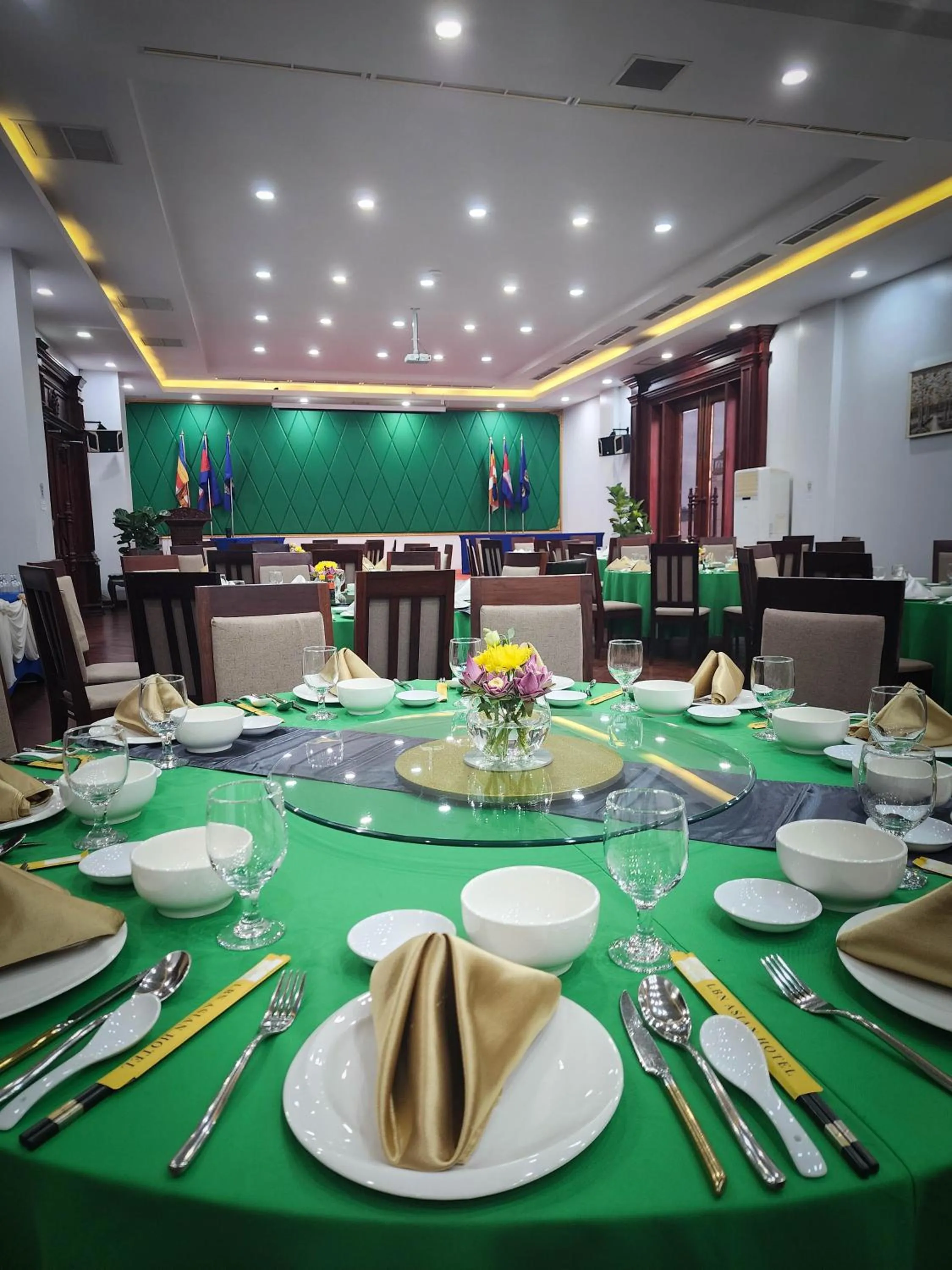 Banquet/Function facilities in Lbn Asian Hotel