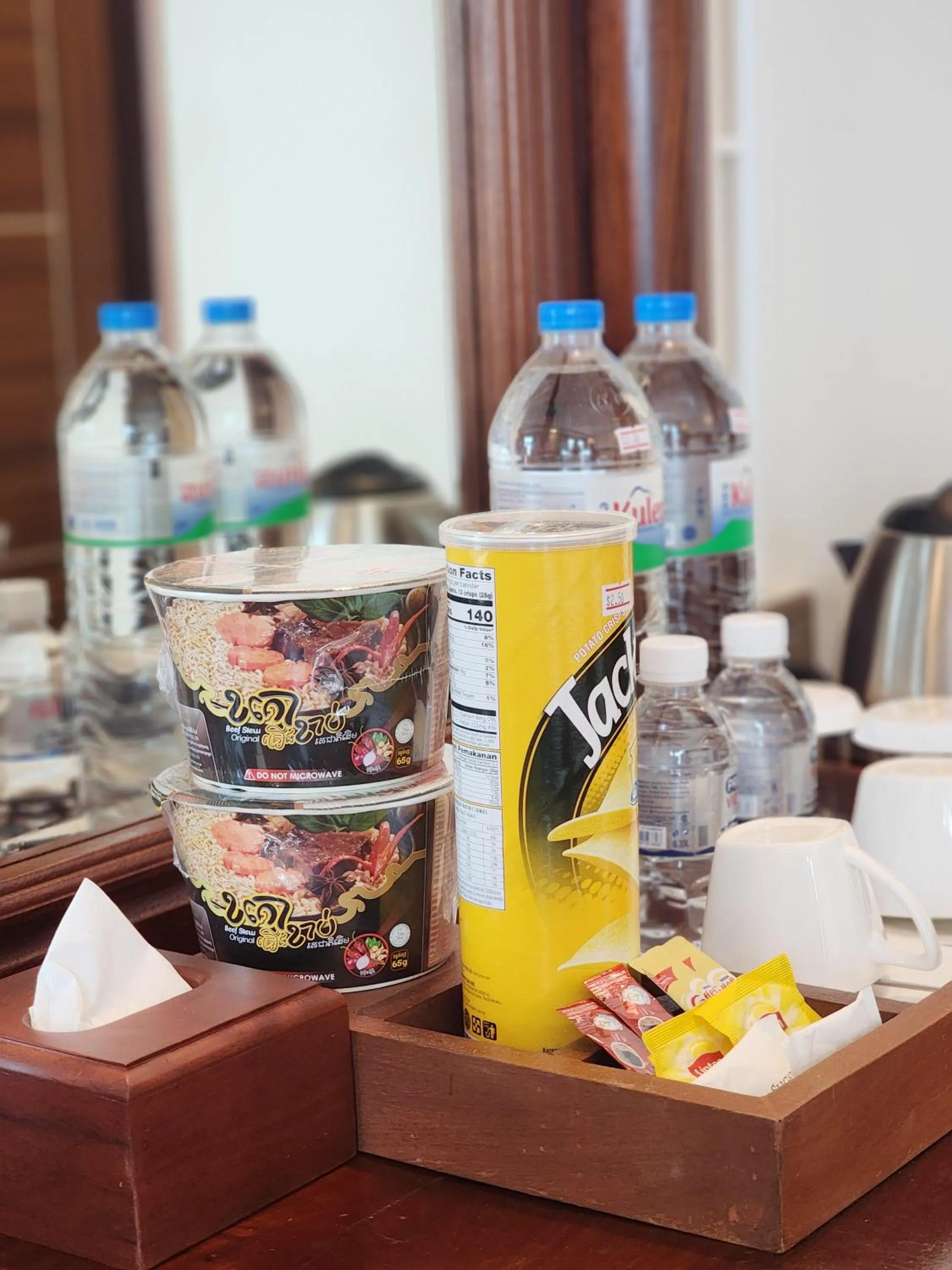 Coffee/tea facilities in Lbn Asian Hotel
