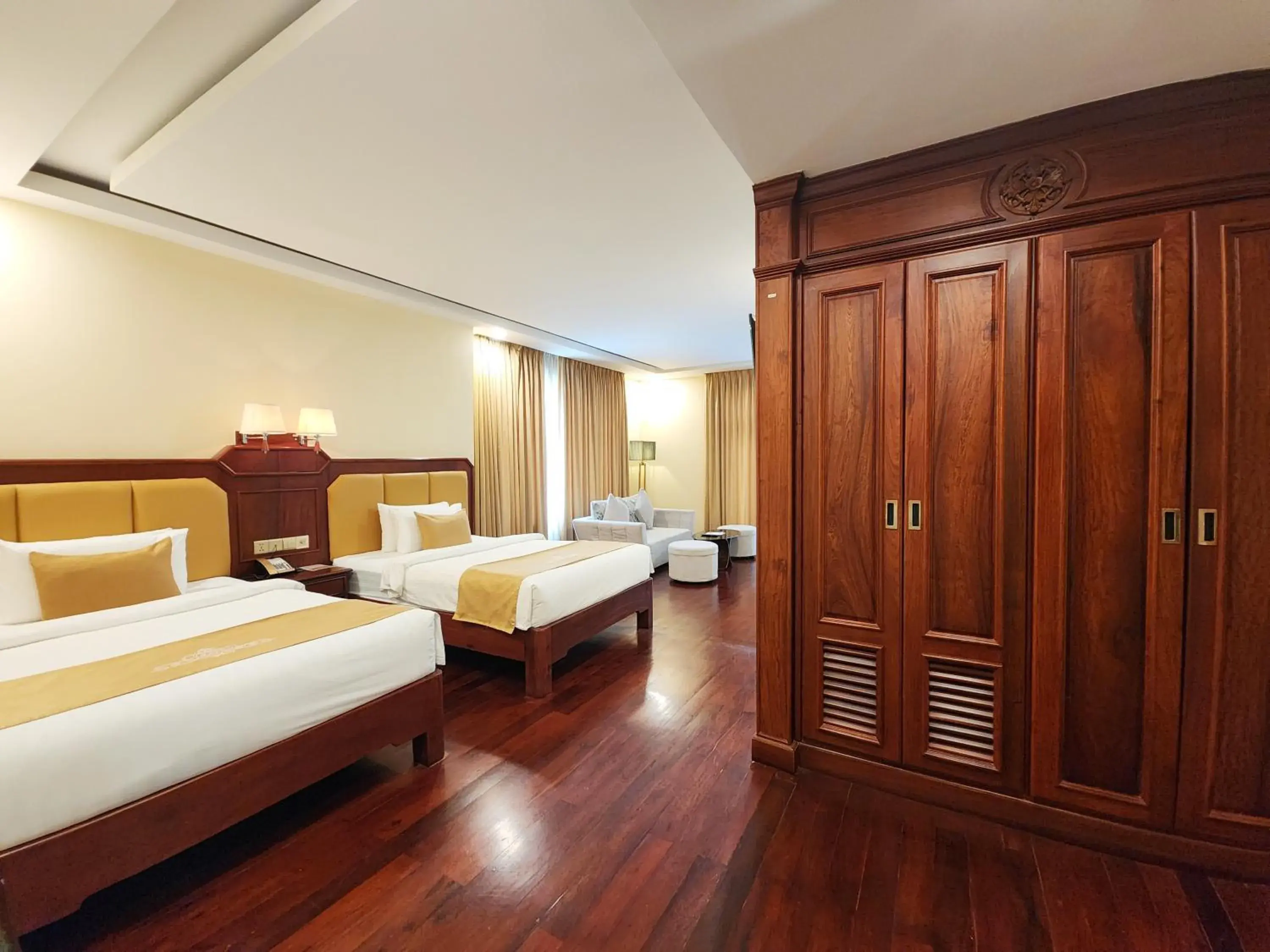 Photo of the whole room, Bed in Lbn Asian Hotel Photo of the whole room, Bed in Lbn Asian Hotel