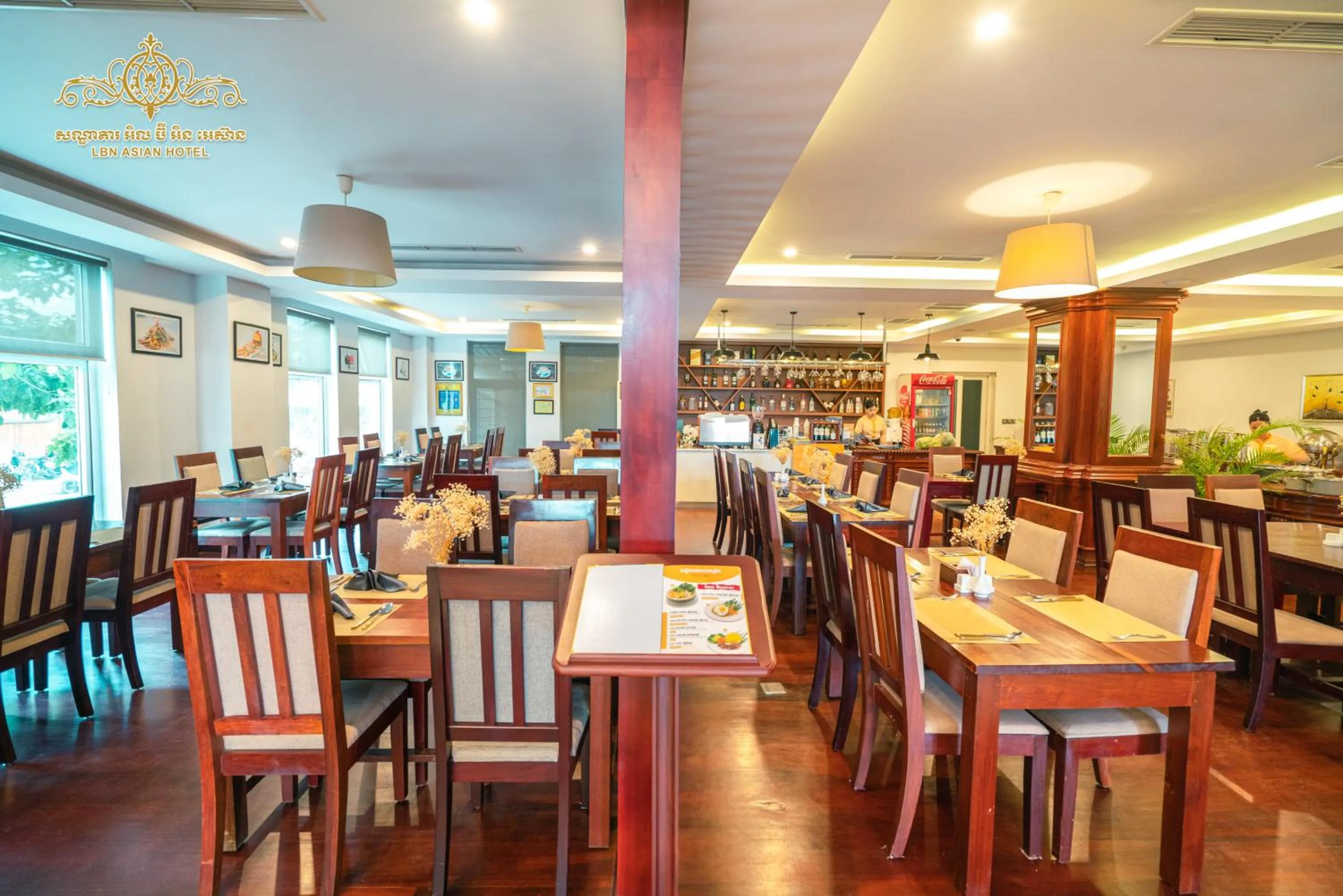 Restaurant/places to eat in Lbn Asian Hotel