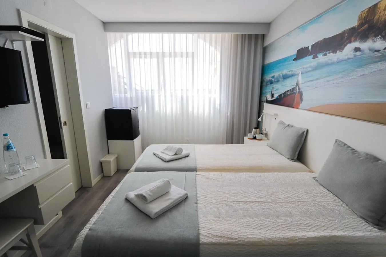 Bed in Golden Beach Guest House & Rooftop Bar