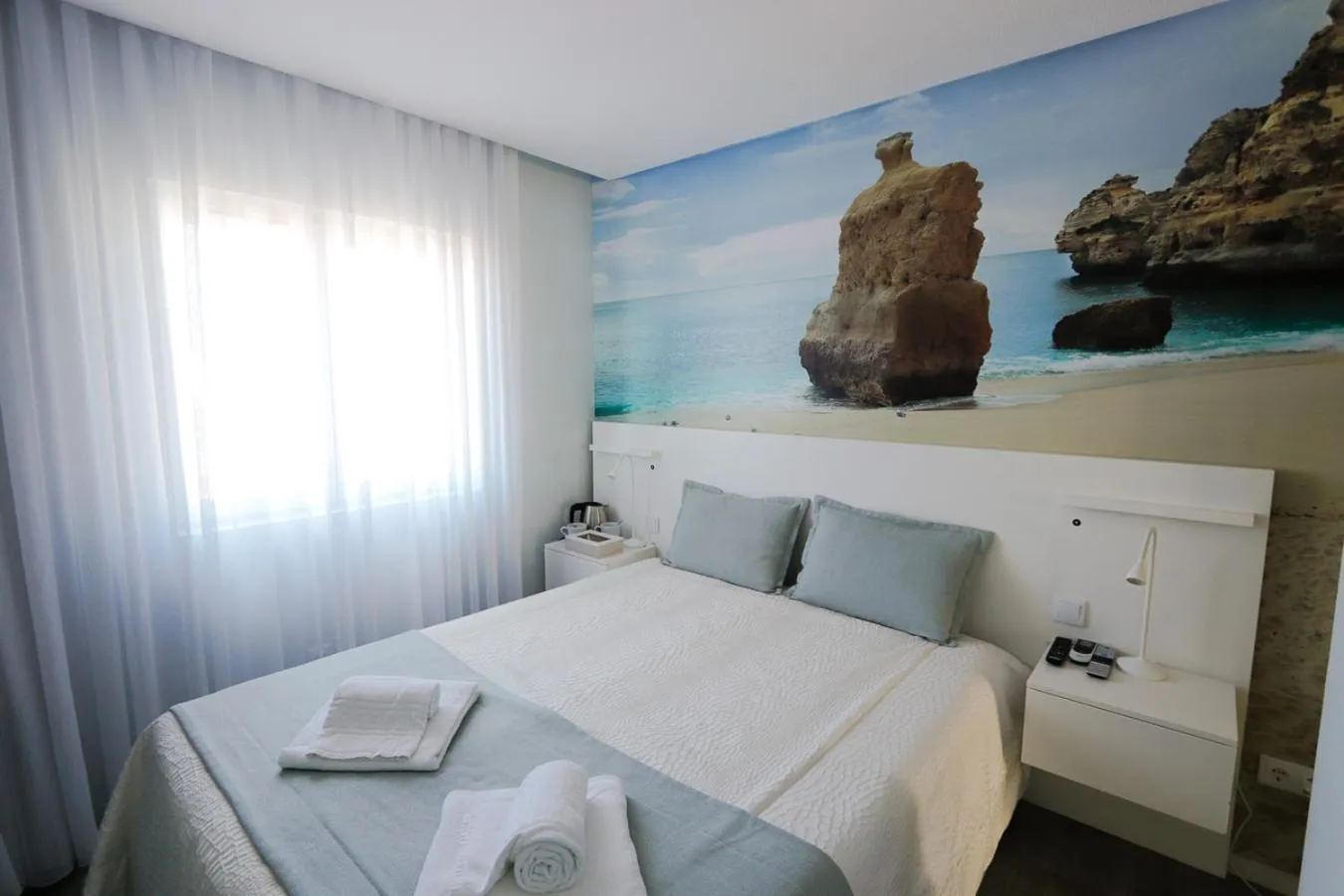 Bed in Golden Beach Guest House & Rooftop Bar