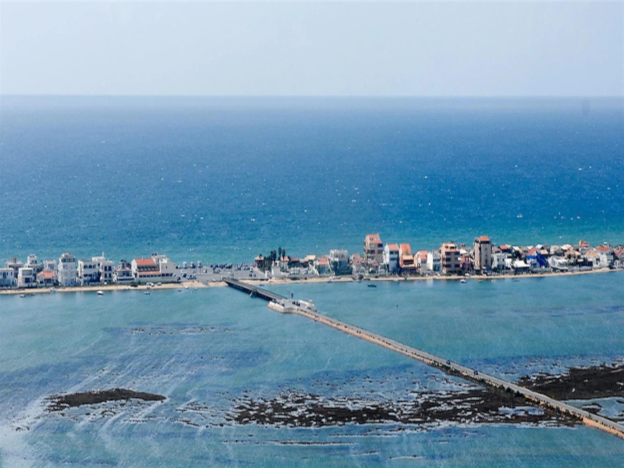 Day in Golden Beach Guest House & Rooftop Bar