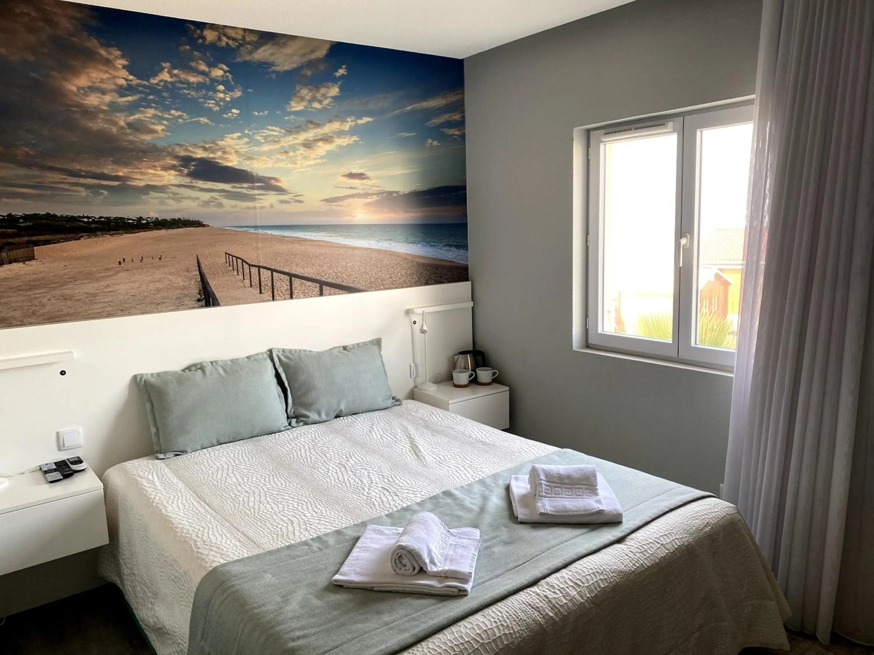 Bed in Golden Beach Guest House & Rooftop Bar