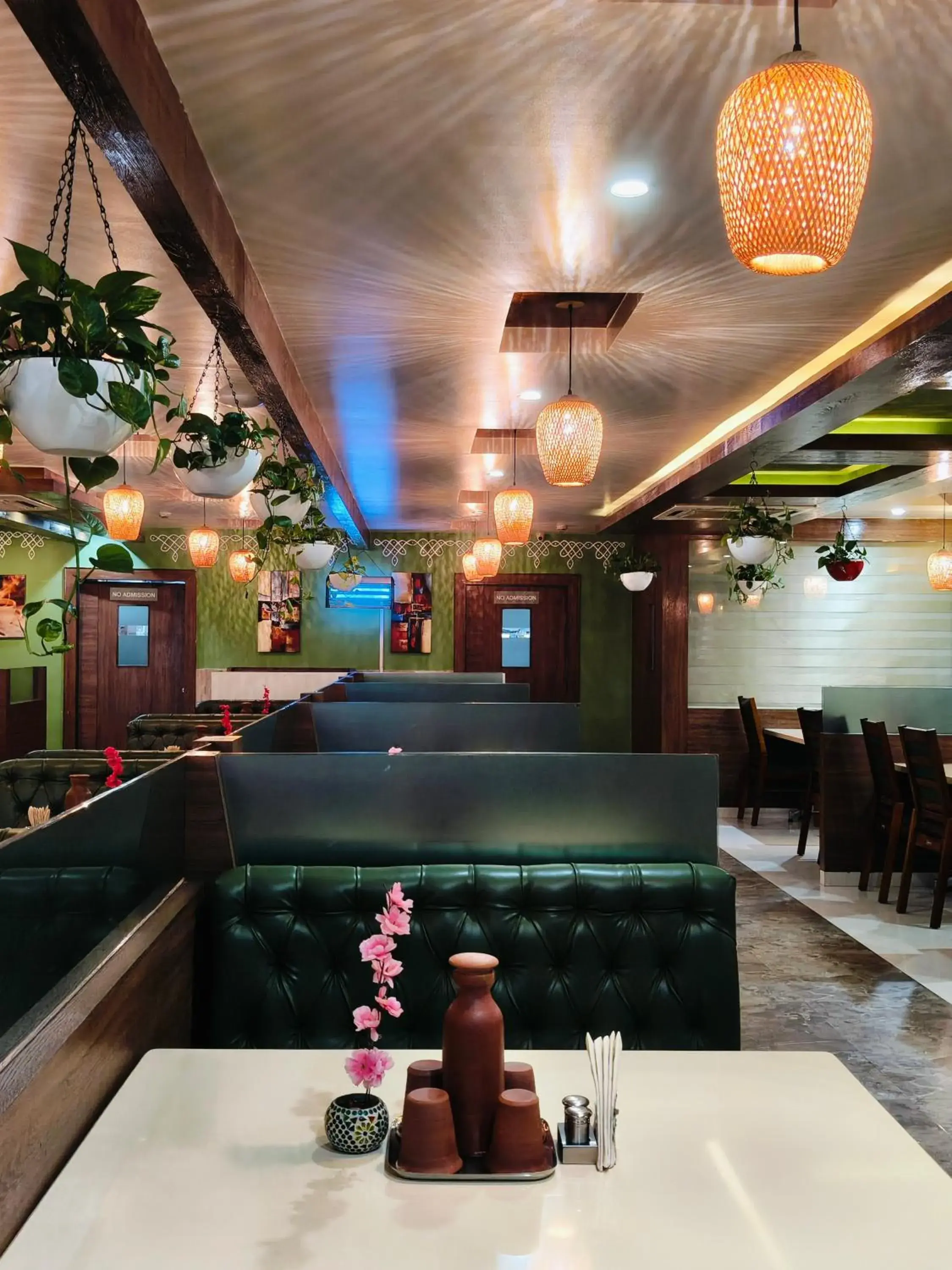 Restaurant/places to eat in Holiday Residency Coimbatore Restaurant/places to eat in Holiday Residency Coimbatore