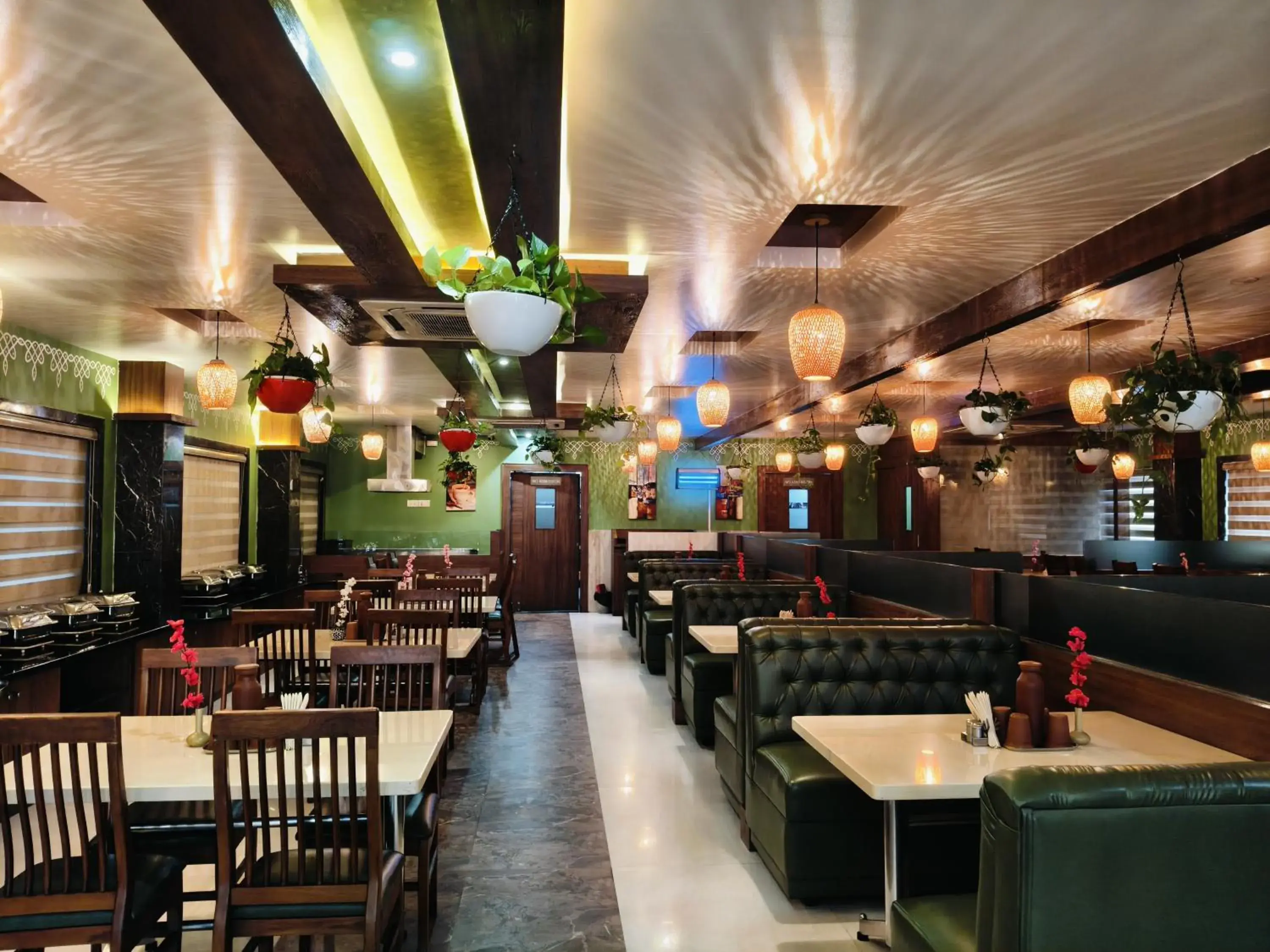 Restaurant/places to eat in Holiday Residency Coimbatore Restaurant/places to eat in Holiday Residency Coimbatore