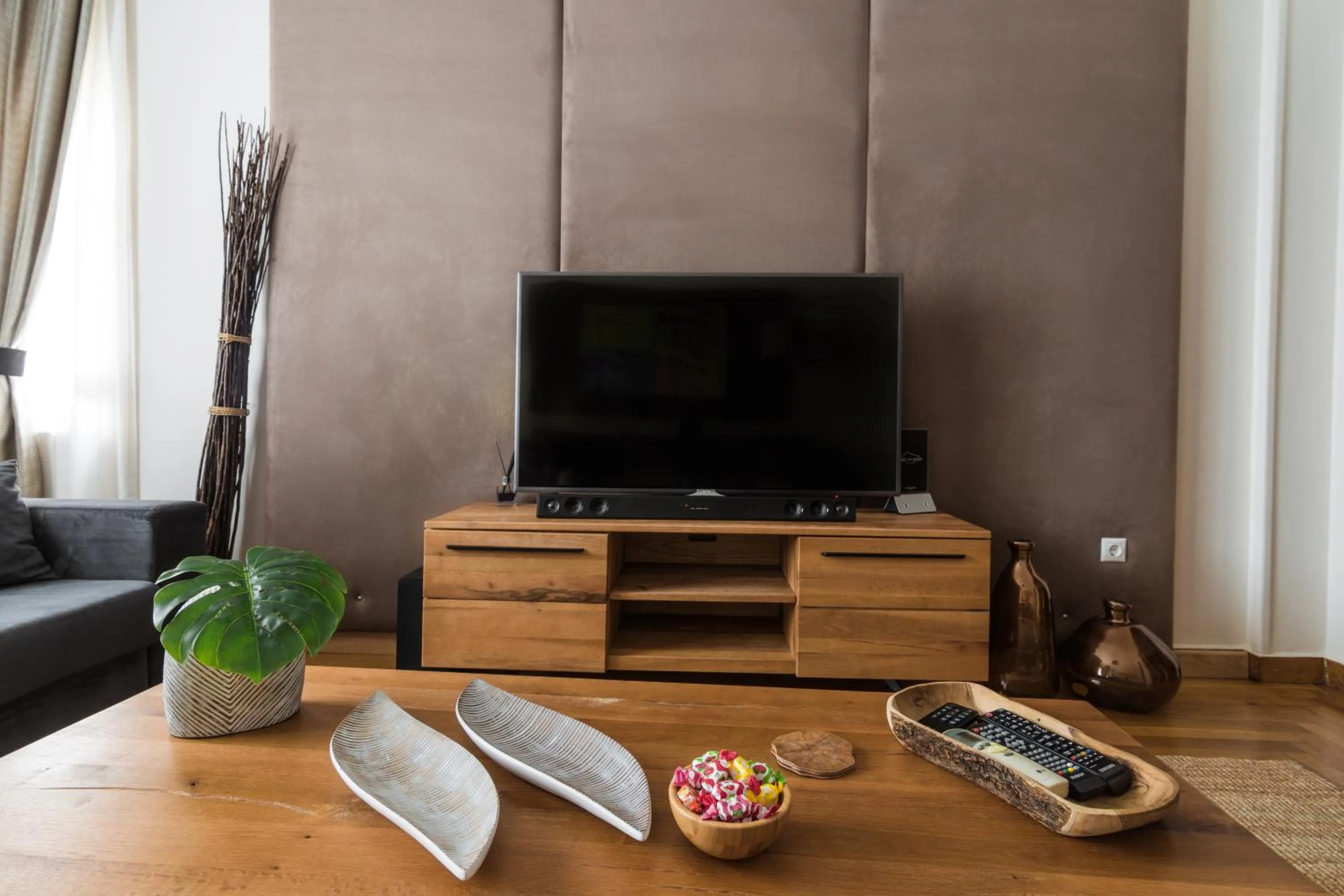 TV and multimedia in Acropolis Exclusive Residences