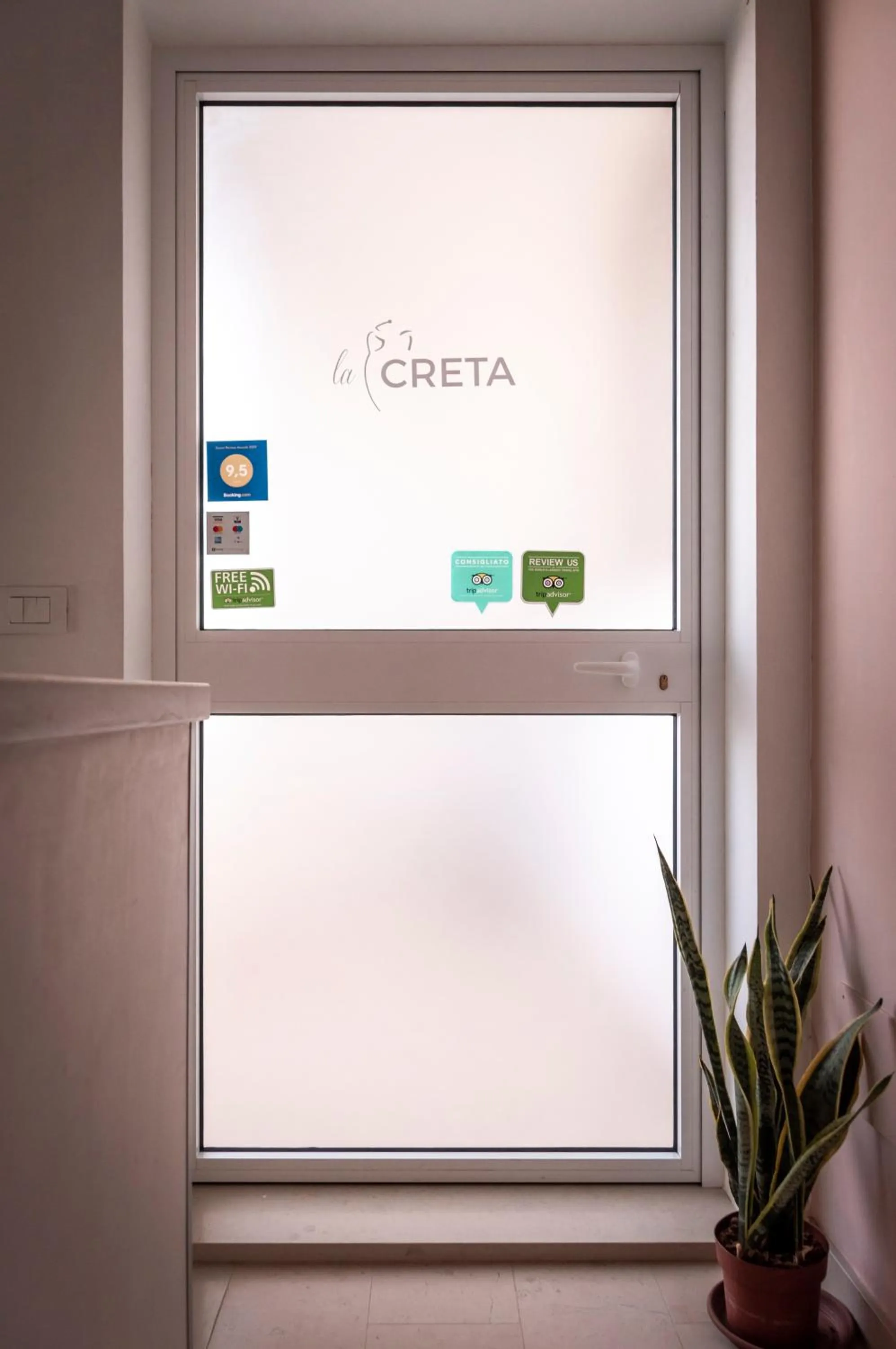 Property building in La Creta b&b