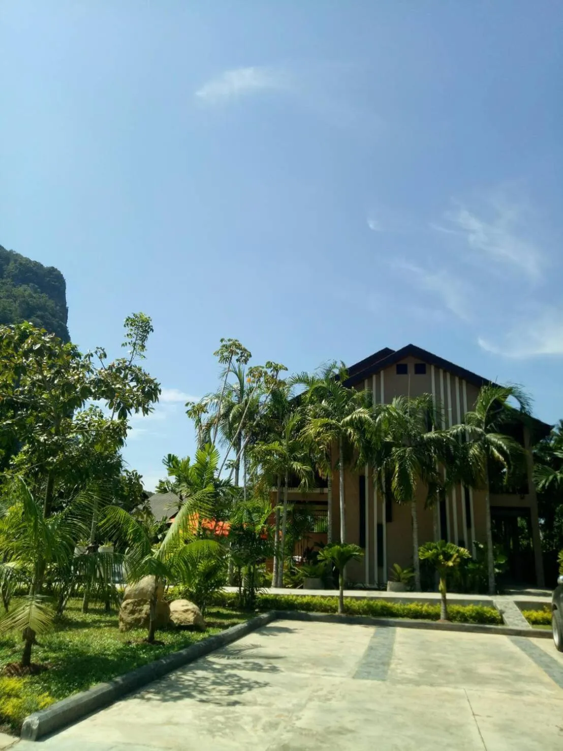 Property building in Aonang Hill Krabi-SHA Extra Plus