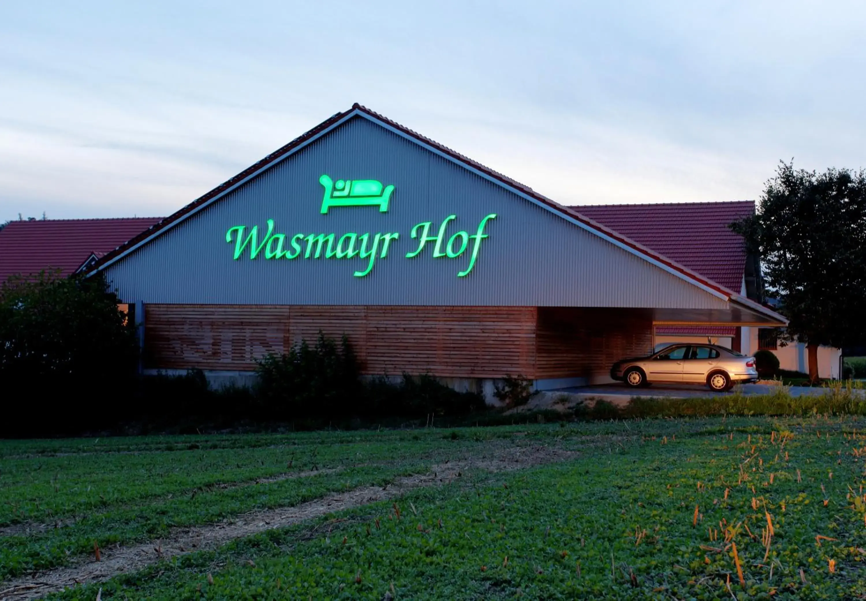 Property building in Wasmayr Hof Property building in Wasmayr Hof