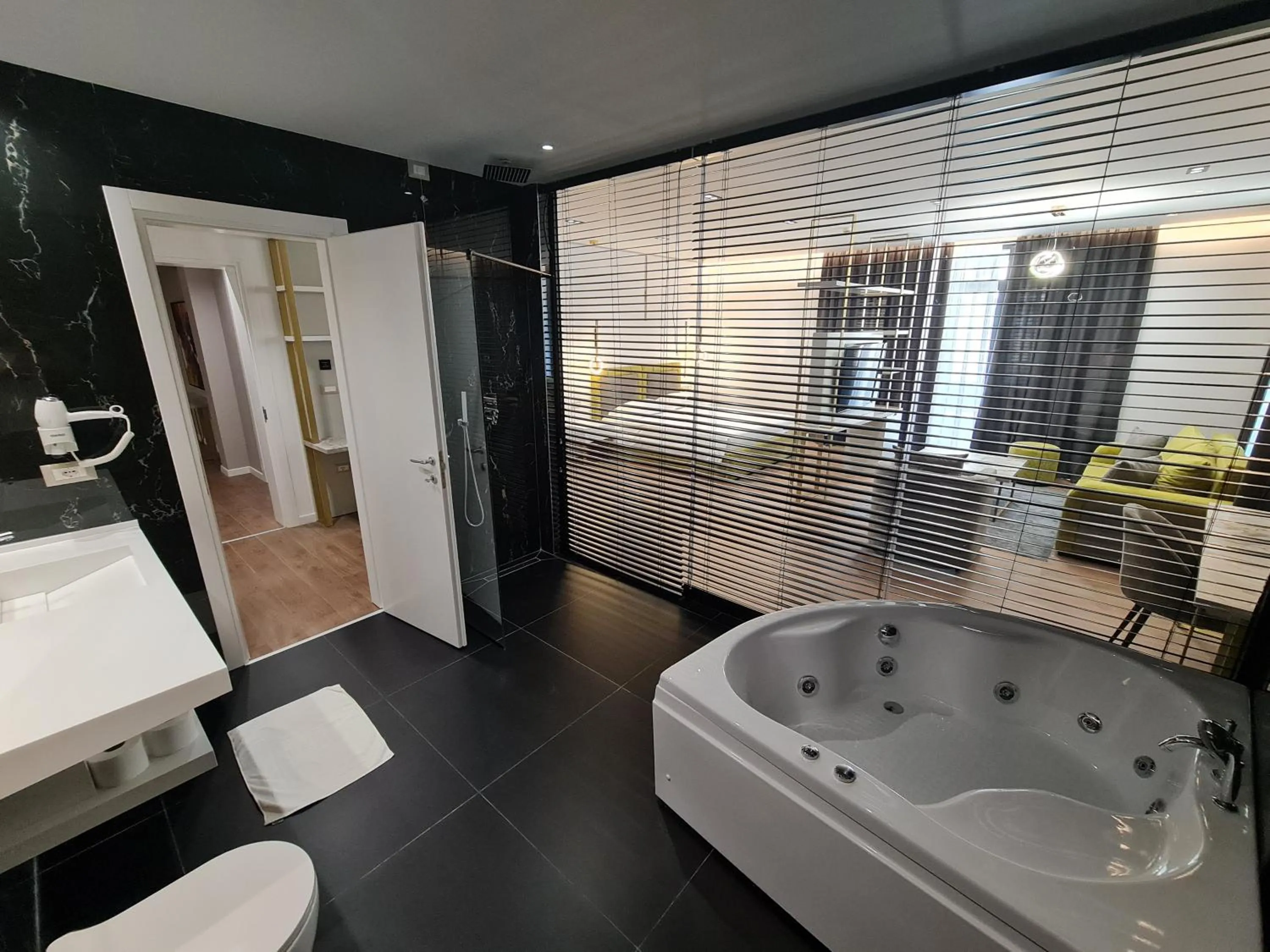 Bathroom in Regina City Hotel & SPA