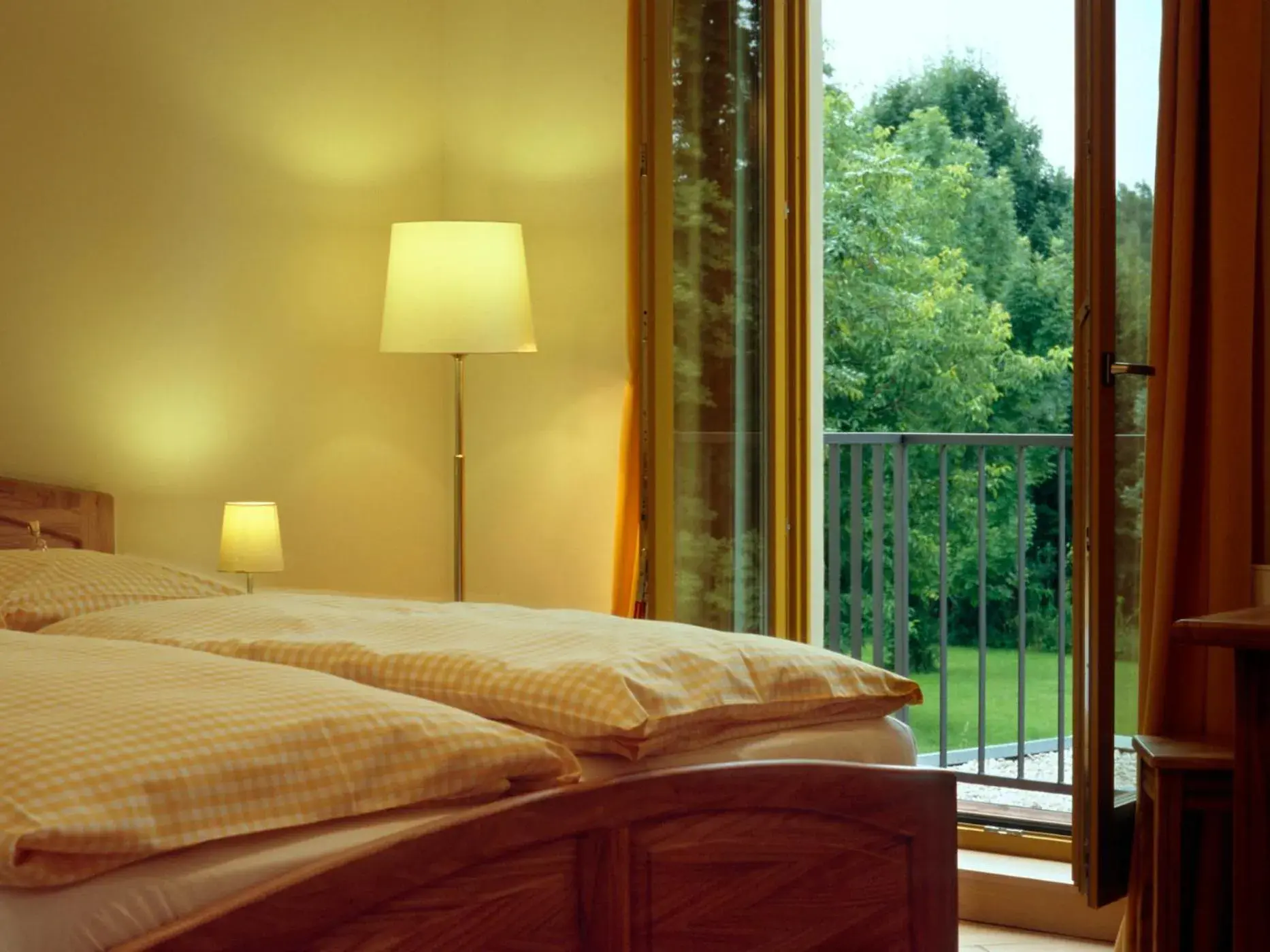 Double Room with Private Bathroom - single occupancy in Bio Hotel Kipperquelle Double Room with Private Bathroom - single occupancy in Bio Hotel Kipperquelle