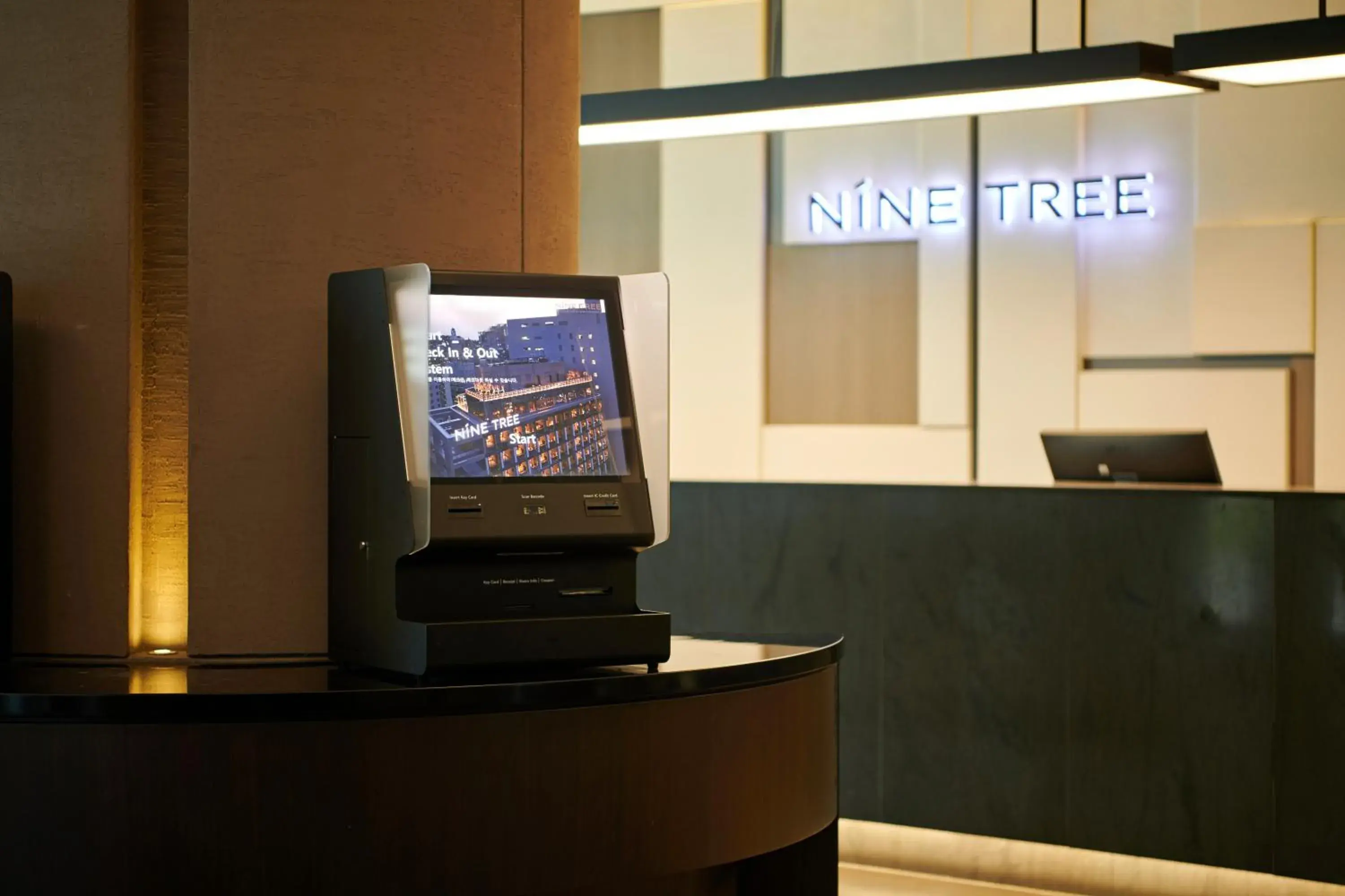 Lobby or reception in Nine Tree by Parnas Seoul Myeongdong 2 Lobby or reception in Nine Tree by Parnas Seoul Myeongdong 2