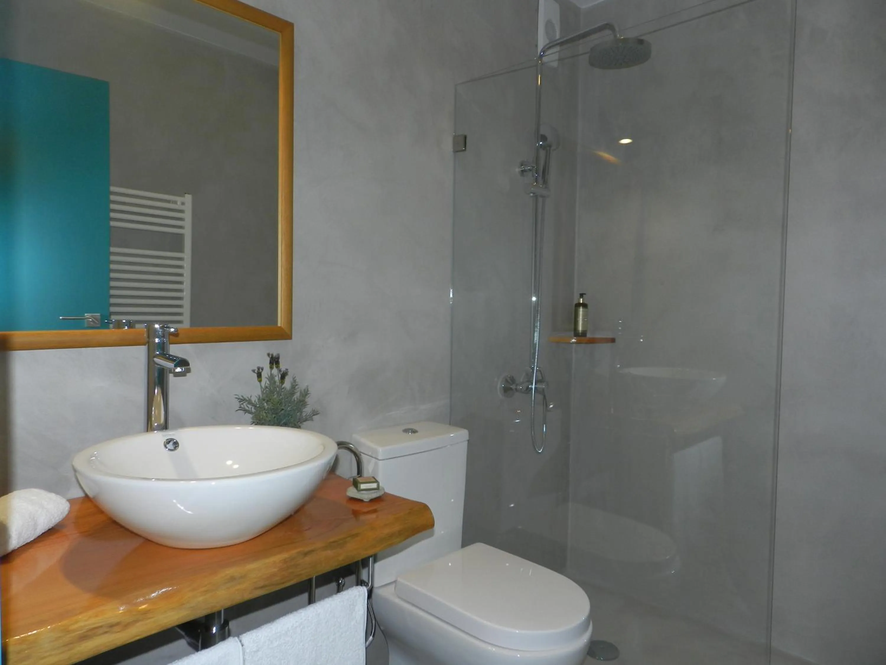 Bathroom in Eco Soul Ericeira Guesthouse - Adults Only