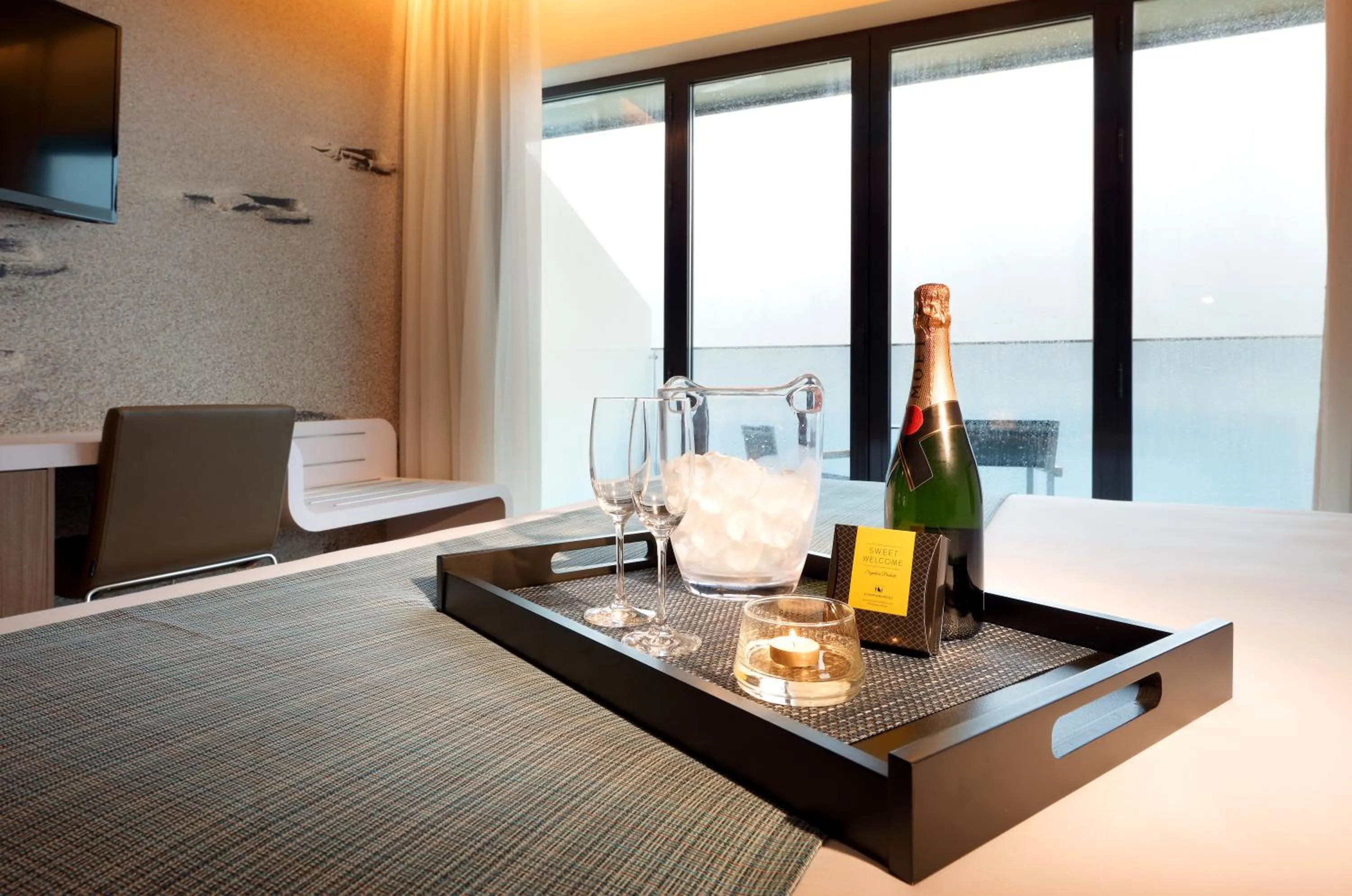 Decorative detail, Bed in Eurostars Cascais