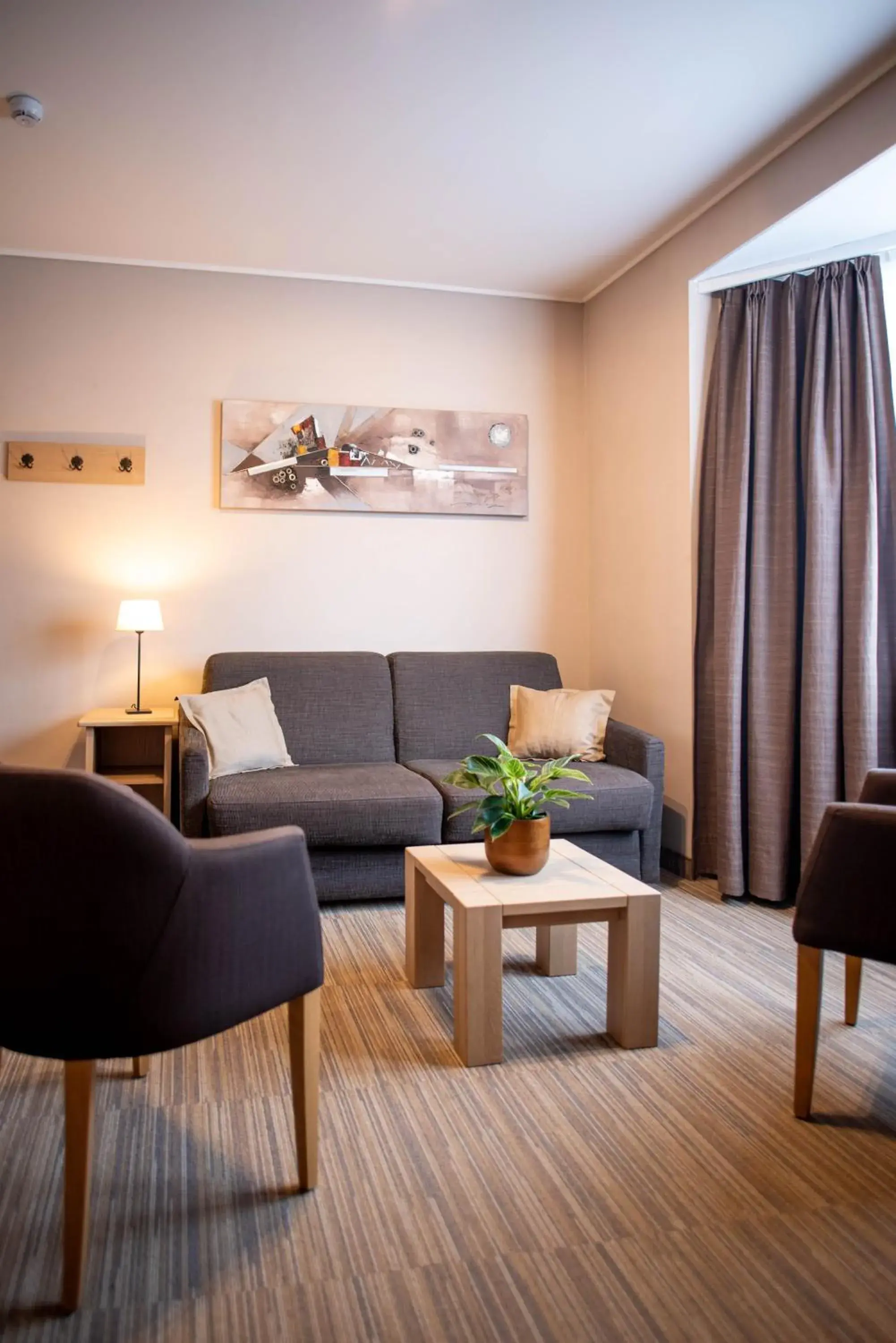 Deluxe Twin Room in Ambassador Hotel Deluxe Twin Room in Ambassador Hotel