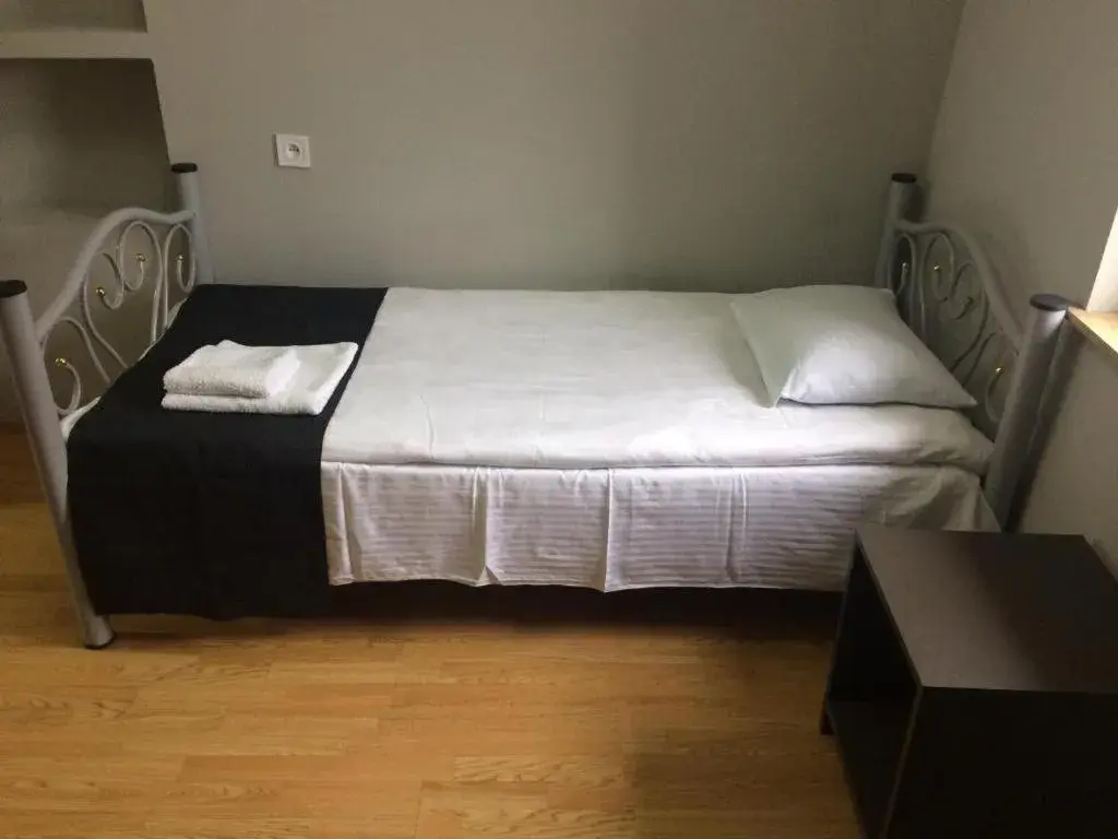 Budget Single Room - single occupancy in Hotel Lemi Budget Single Room - single occupancy in Hotel Lemi