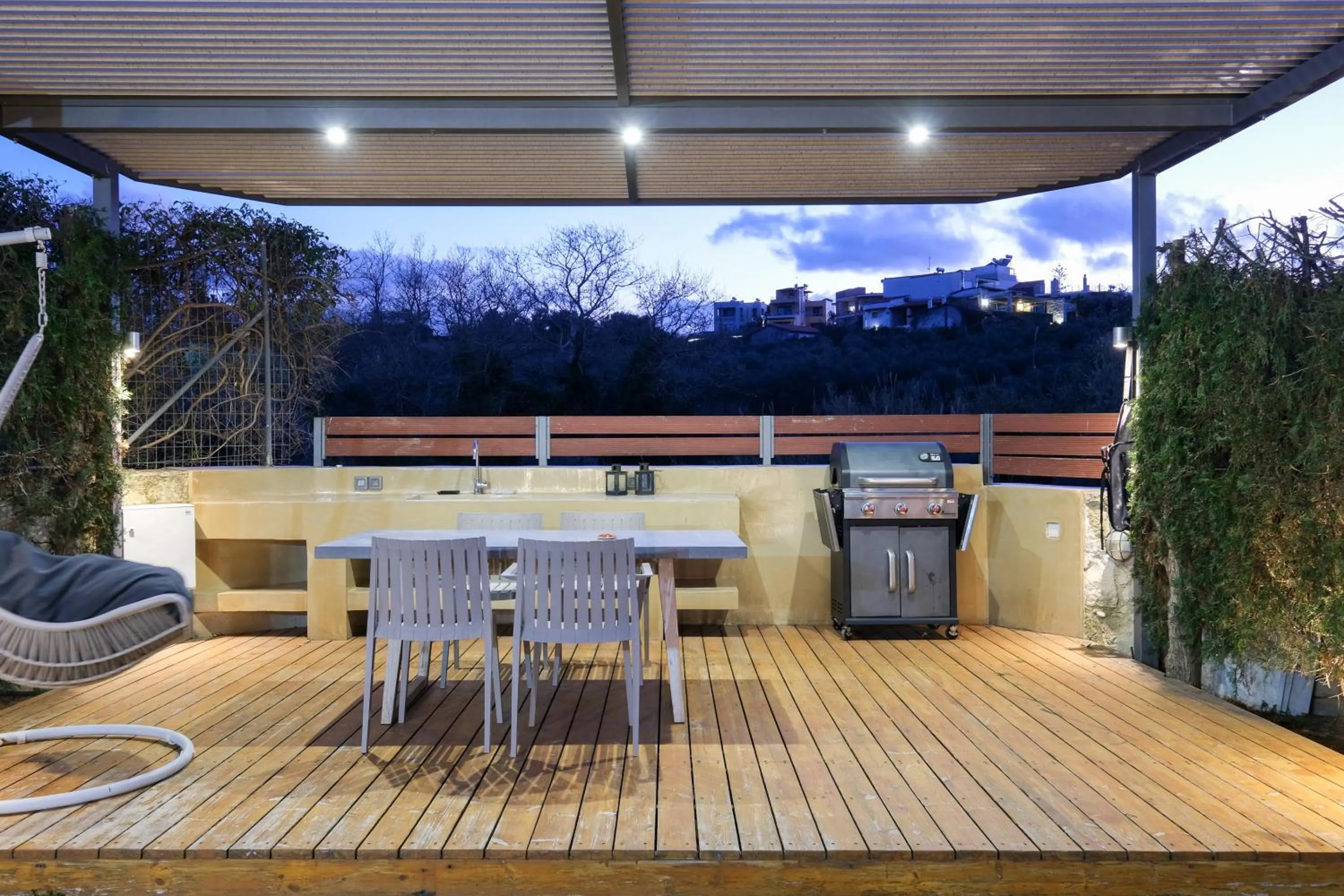 Glaros Casa Verde - Cozy flat with Garden near Beach