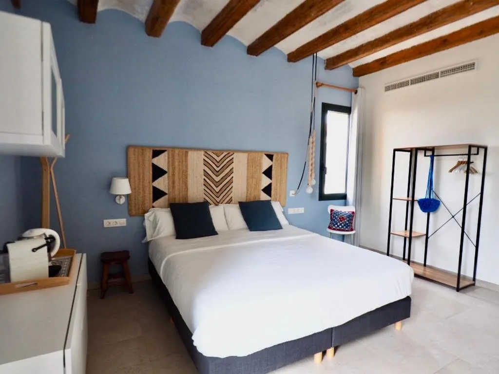 Bedroom, Bed in Can Alemany