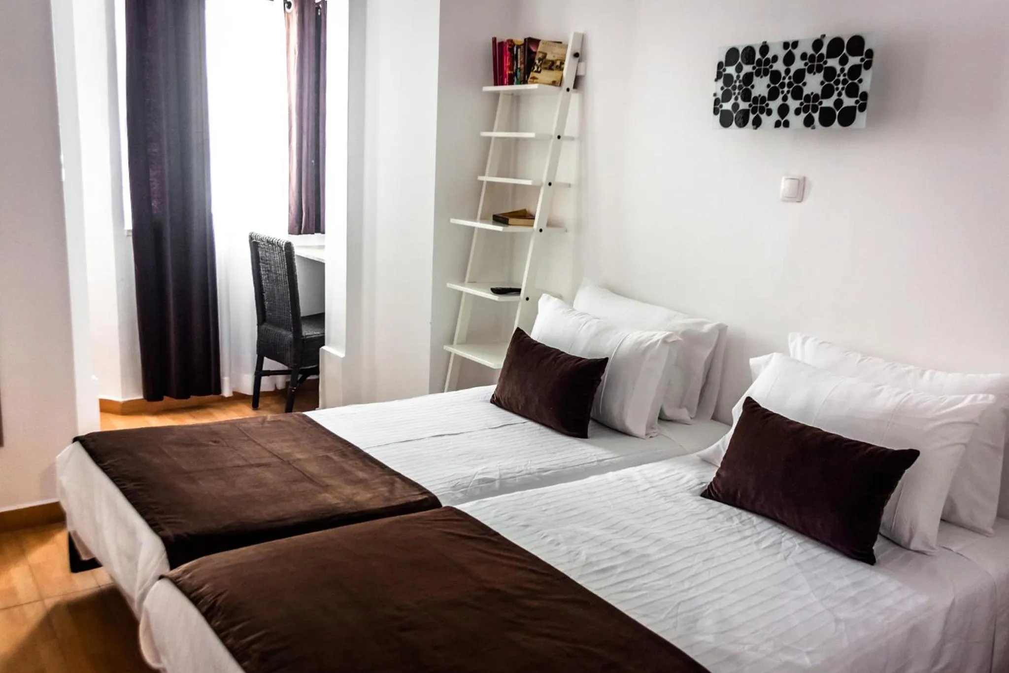 Bedroom, Bed in Anjo Azul