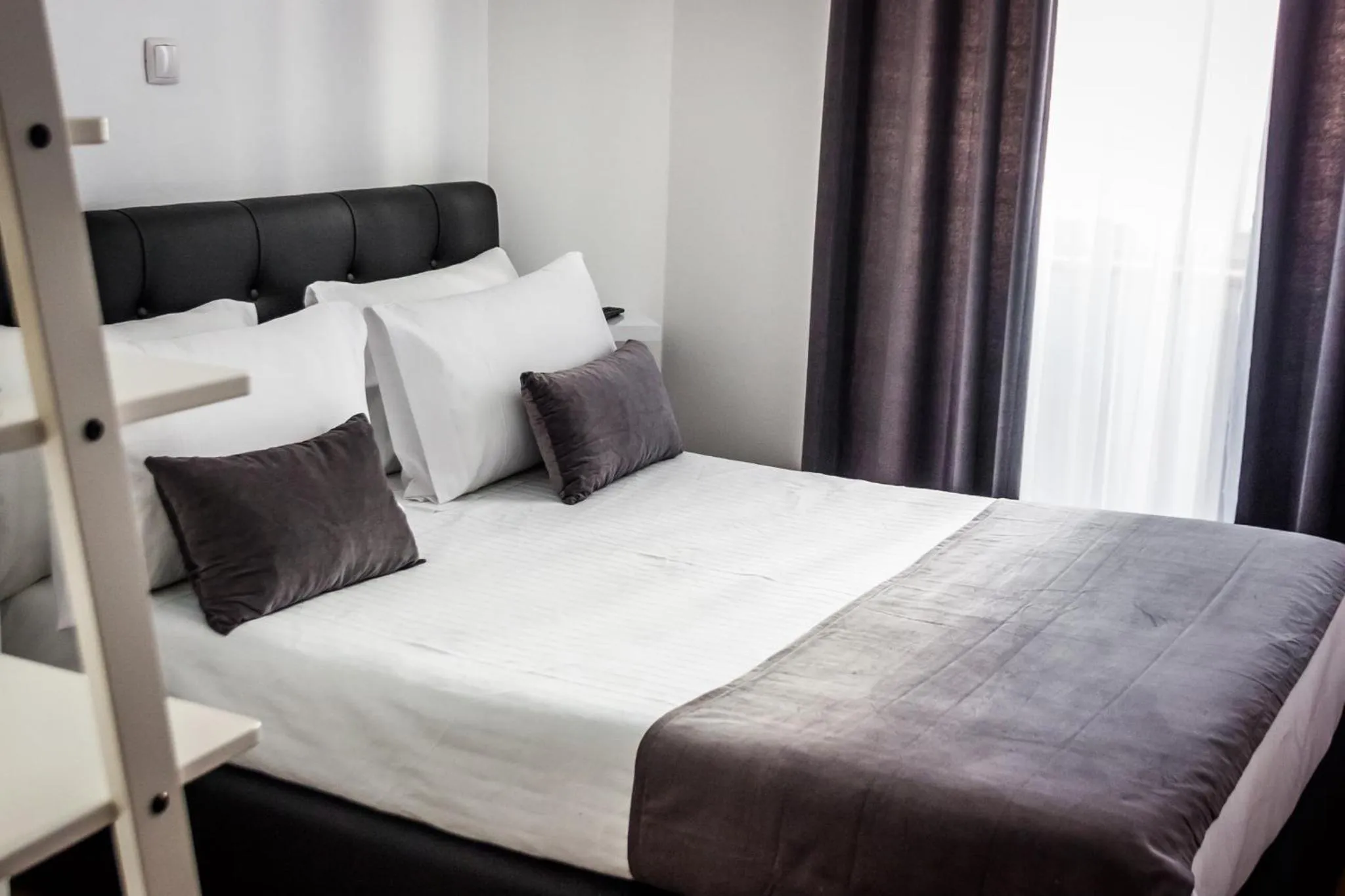 Bedroom, Bed in Anjo Azul