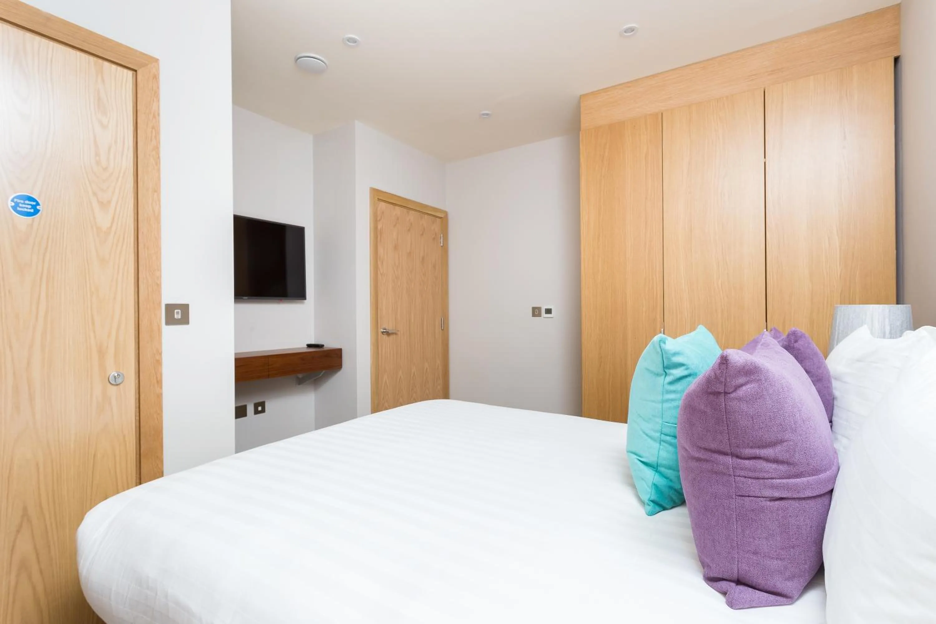 Bed in Sanctum Belsize Road