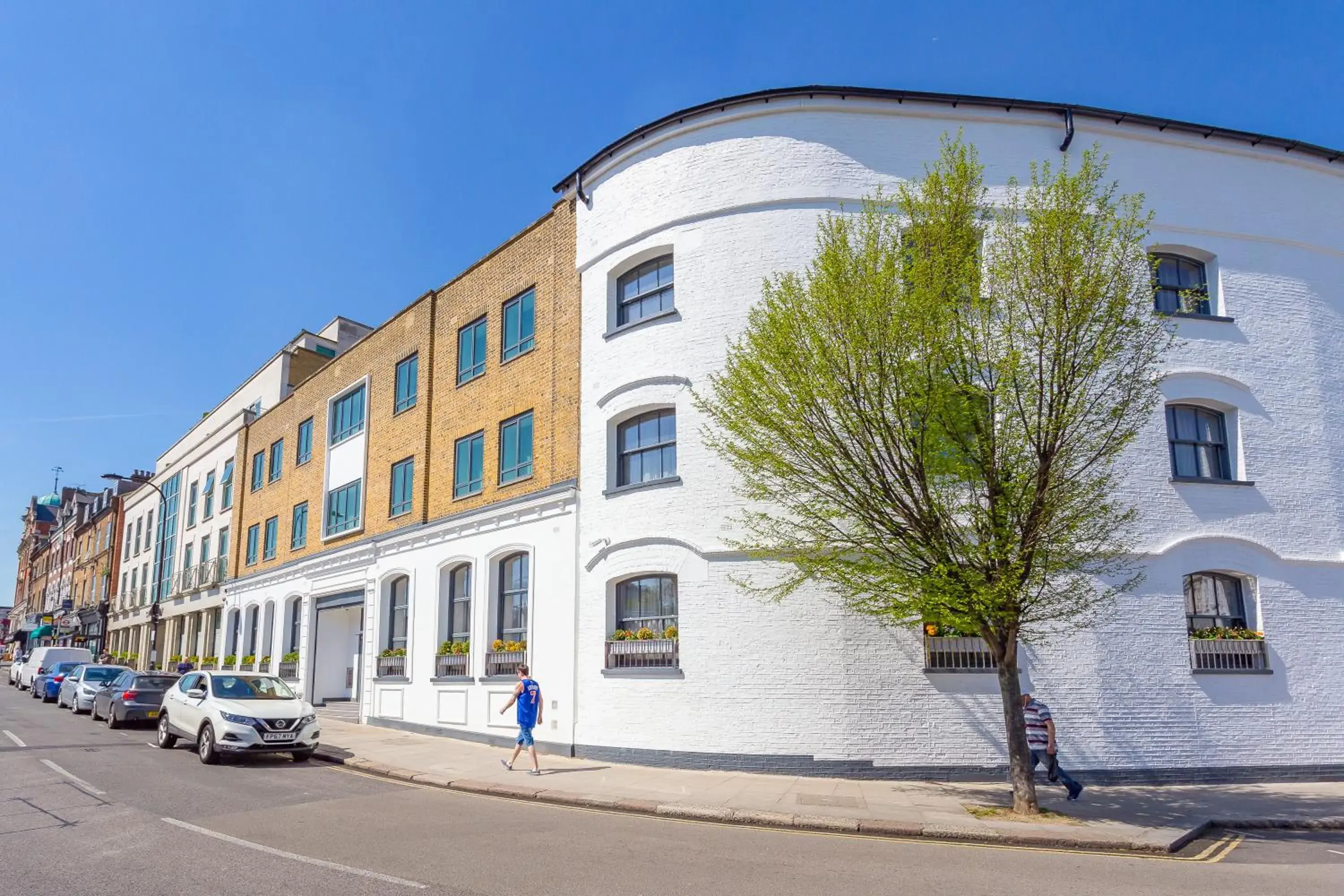 Property building in Sanctum Belsize Road Property building in Sanctum Belsize Road