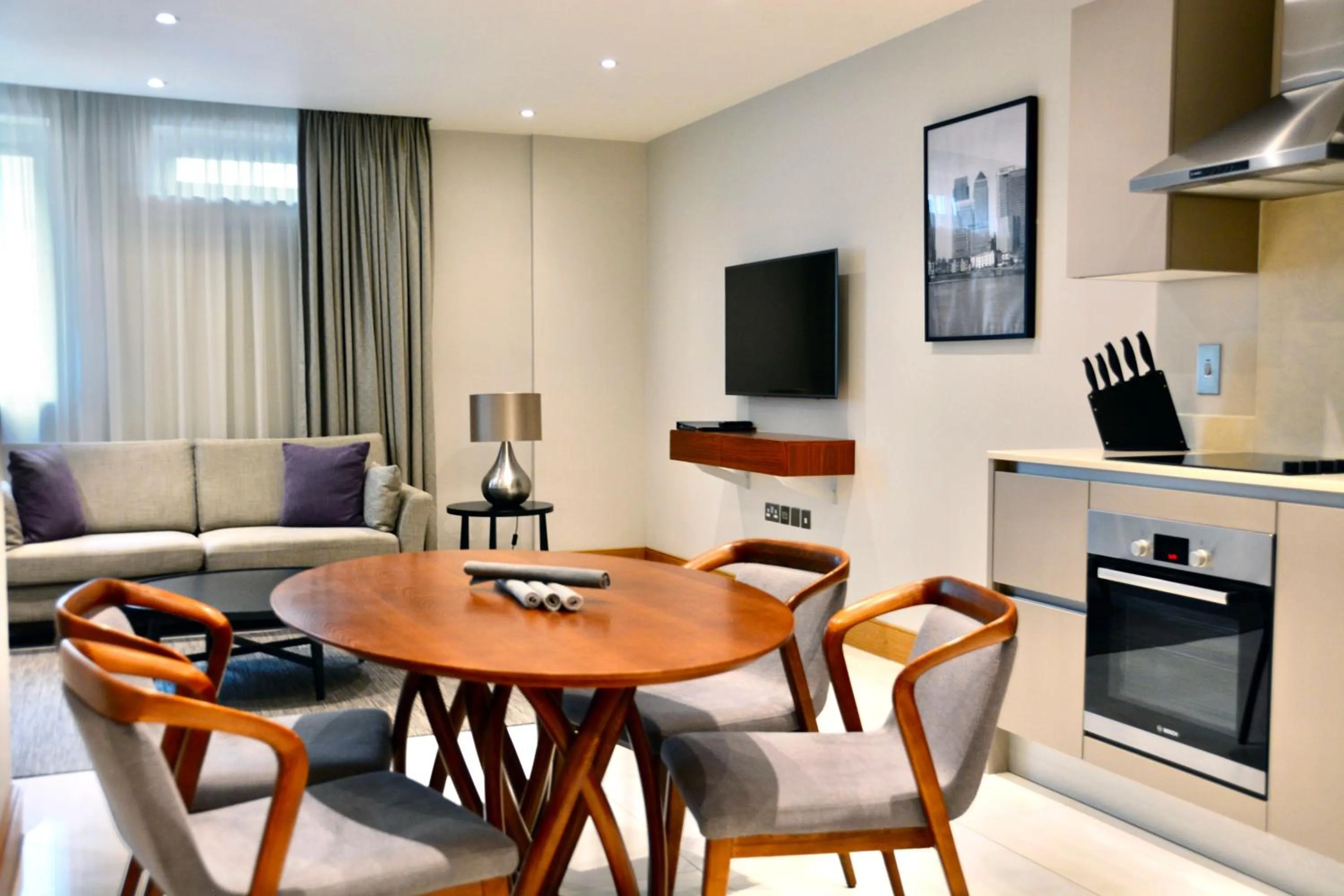 TV and multimedia in Sanctum Belsize Road