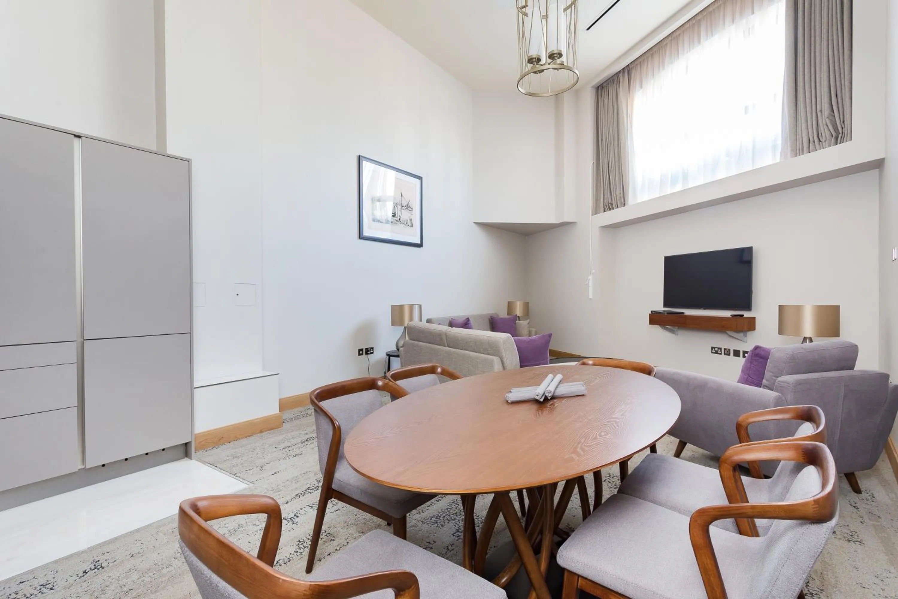 TV and multimedia in Sanctum Belsize Road