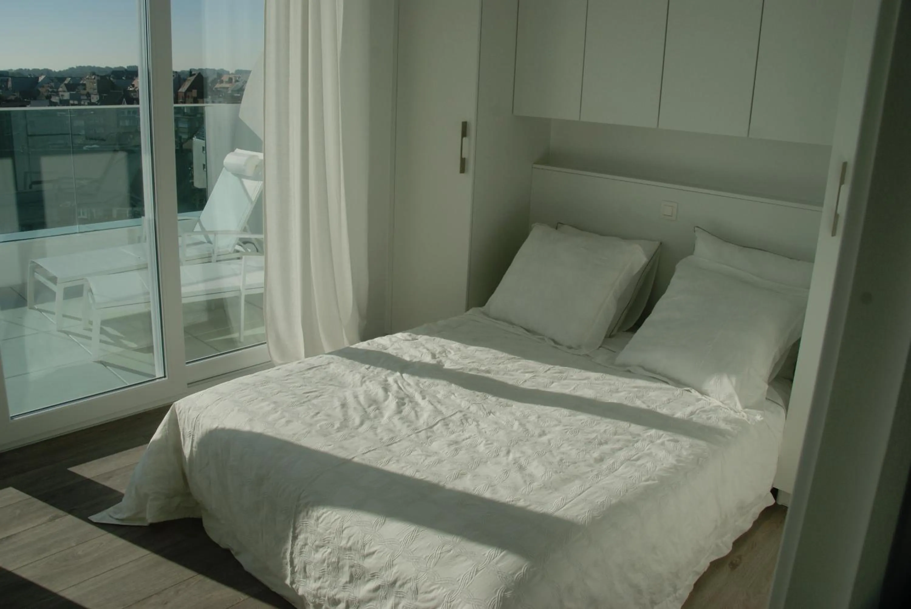 Bed in White Princess