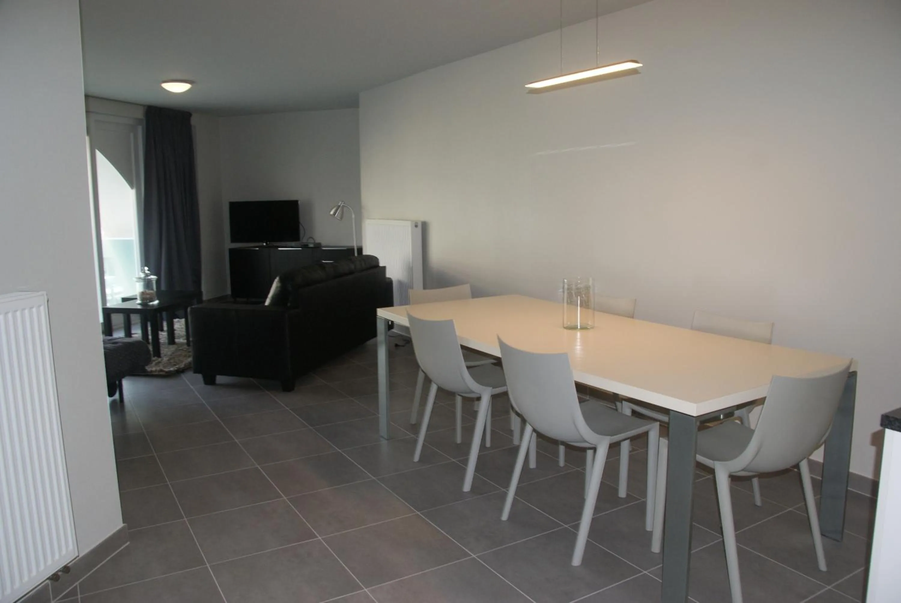 Dining area in White Princess