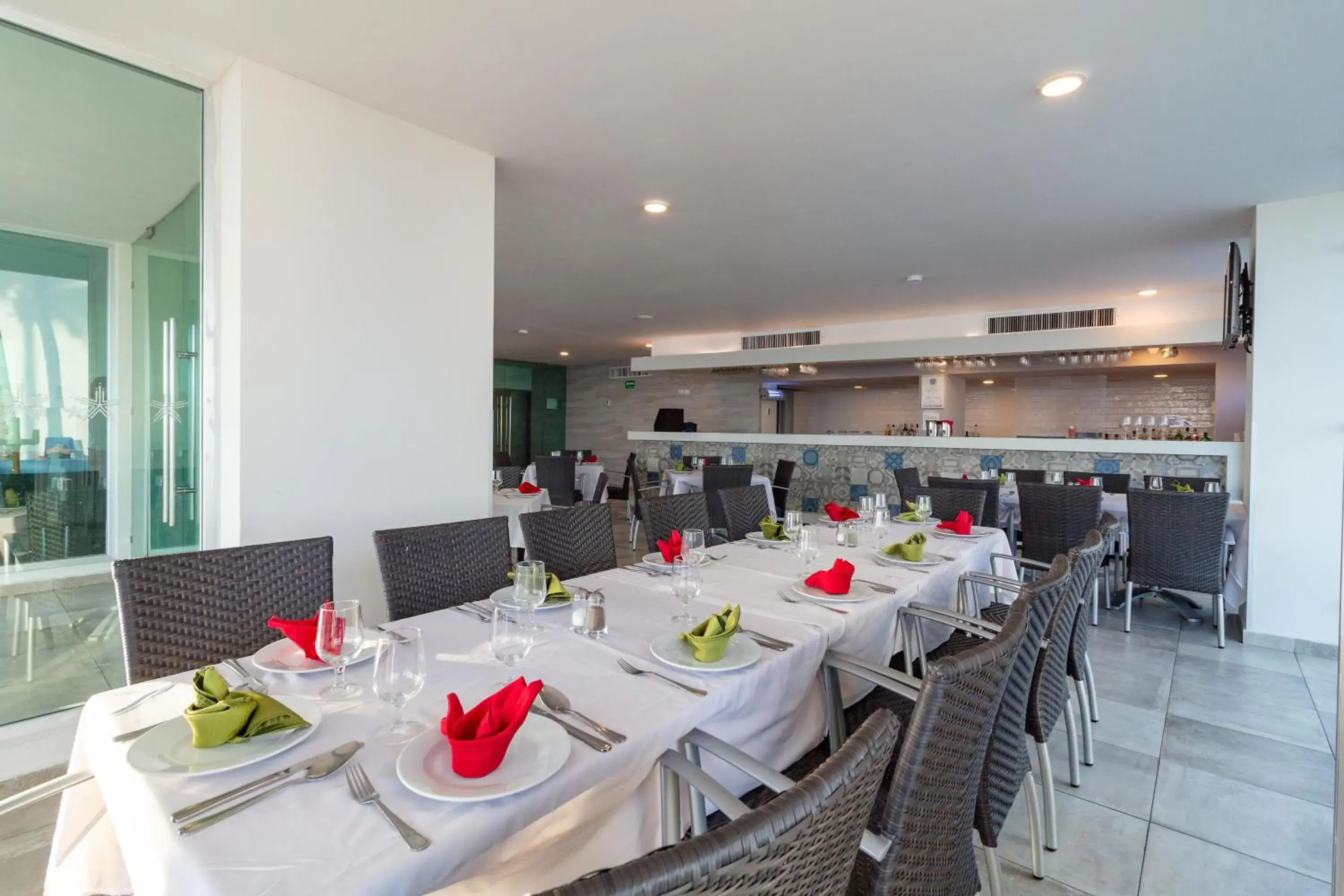 Restaurant/places to eat in Star Palace Beach Hotel Restaurant/places to eat in Star Palace Beach Hotel