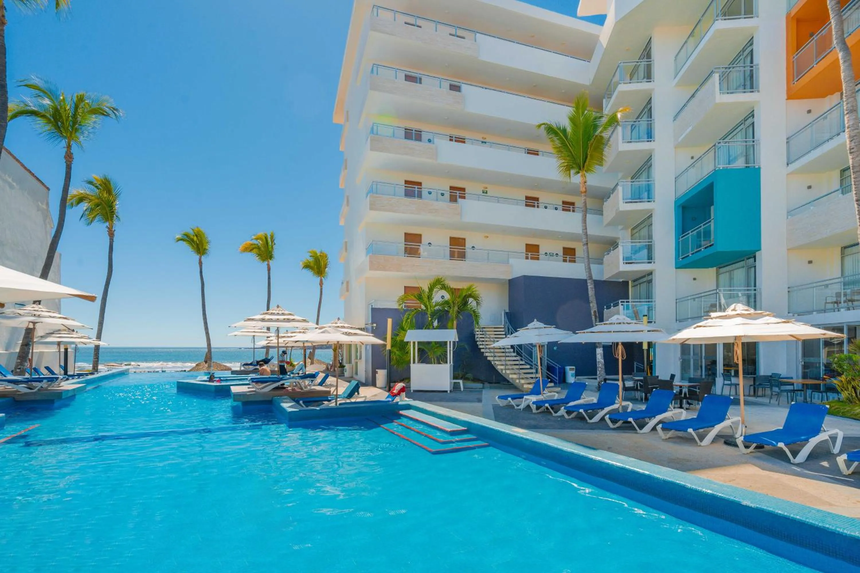 Swimming pool in Star Palace Beach Hotel