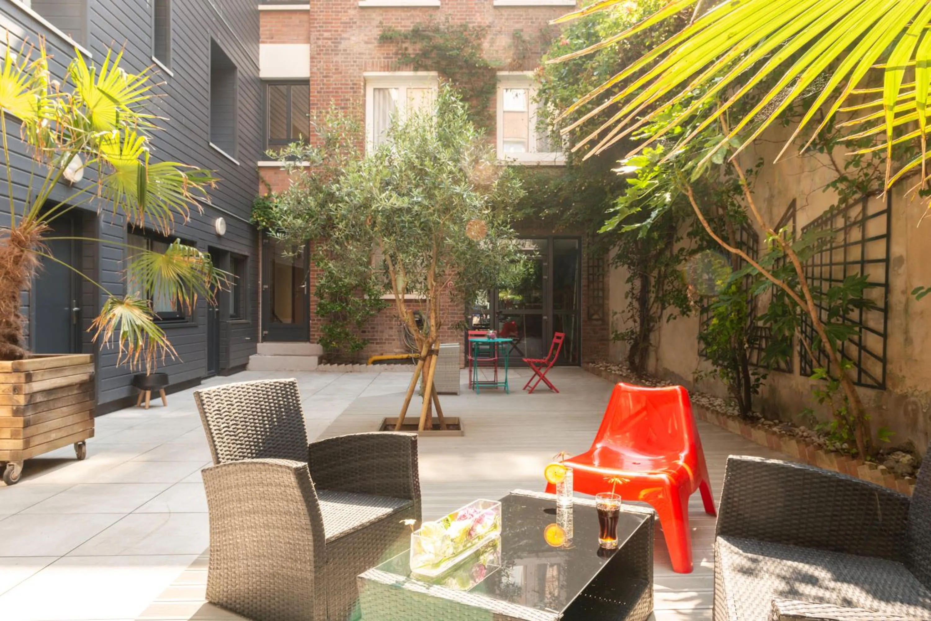 Patio in Hôtel de la Plage